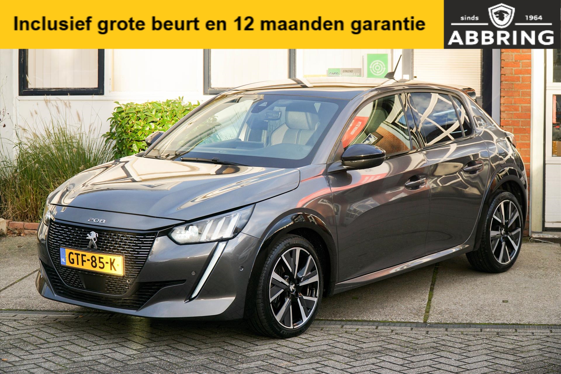 PEUGEOT 208 GT-Line 130pk automaat glazen dak, park assist