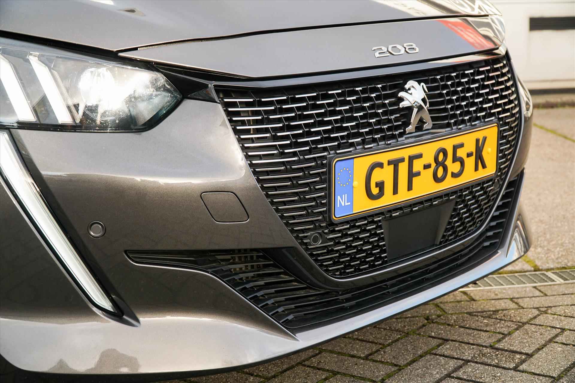 PEUGEOT 208 GT-Line 130pk automaat glazen dak, park assist - 32/39