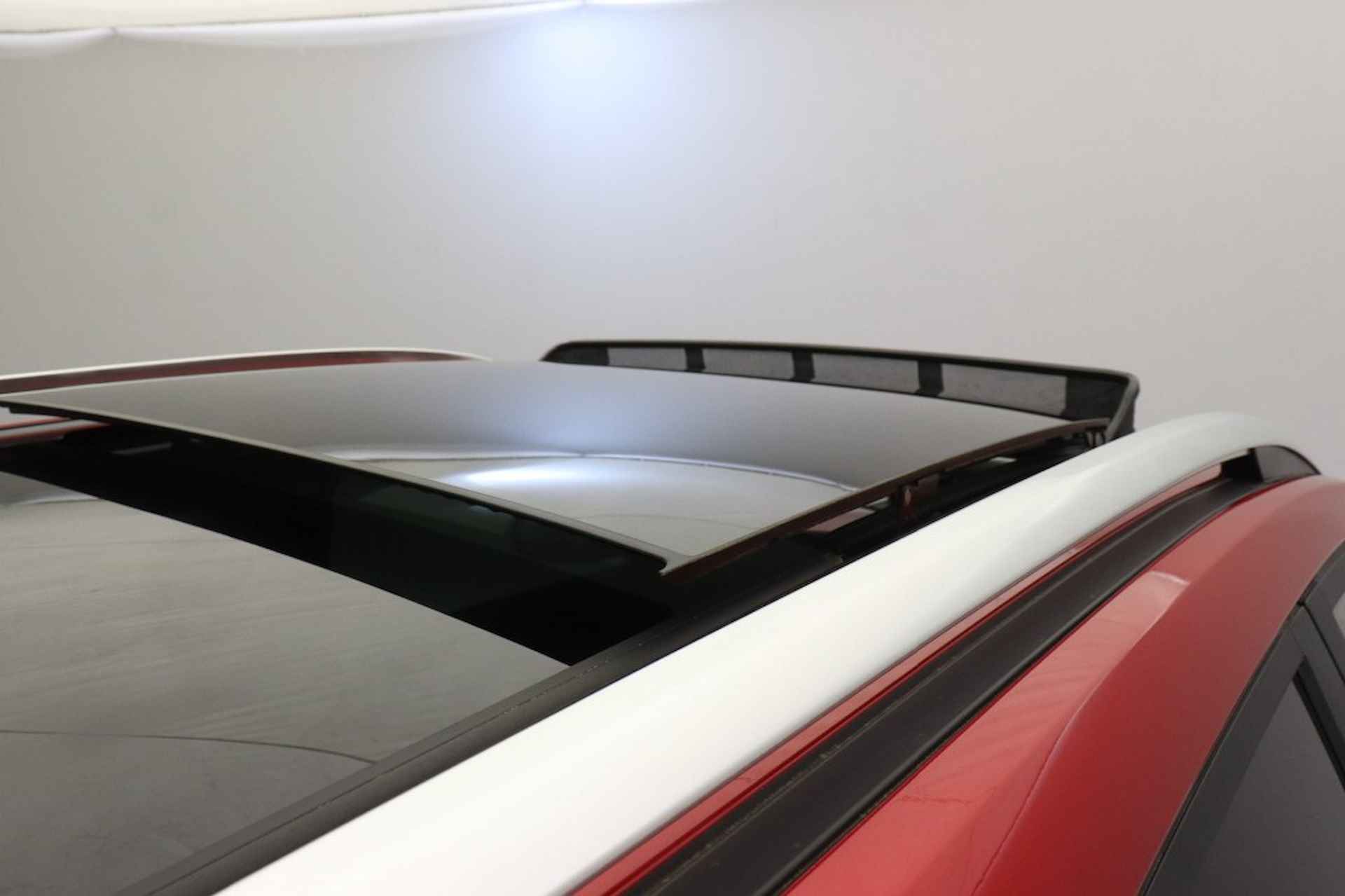 MG Zs EV Luxury 45 kWh - Panorama, Leer, Carplay (15.000 na SUBSIDIE) - 5/37