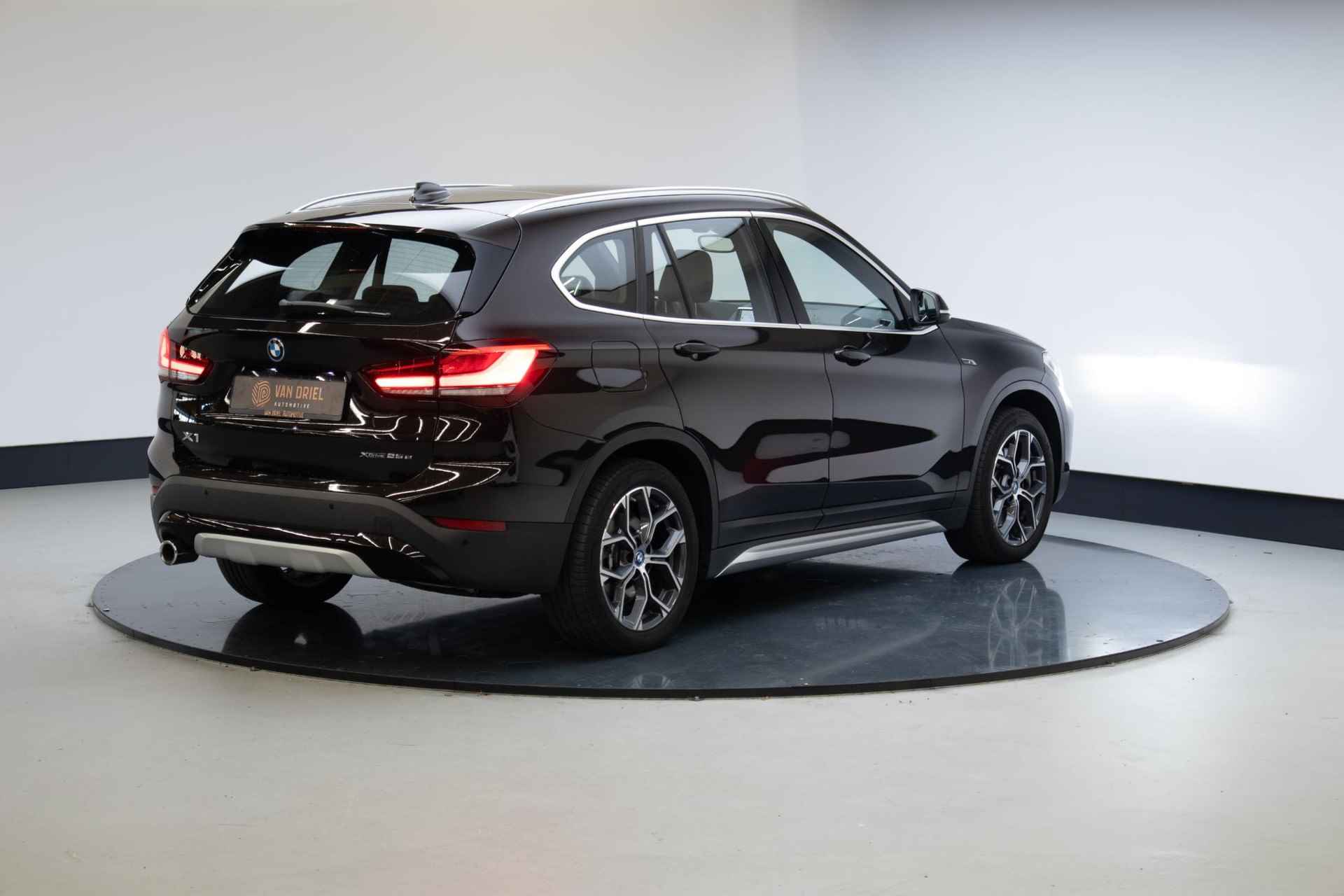 BMW X1 xDrive25e - 16/27