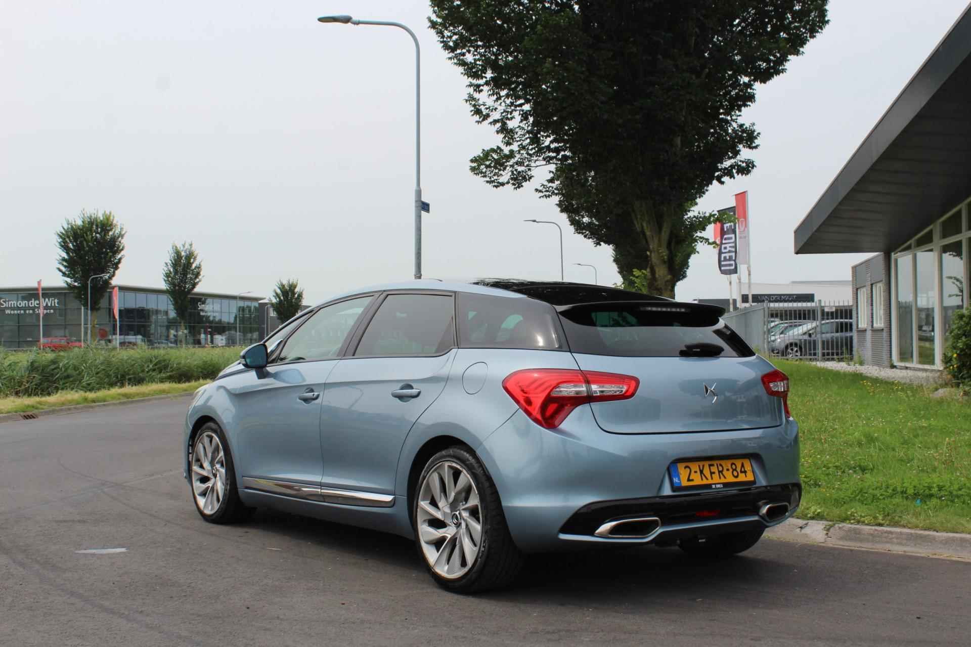 Citroen DS5 200pk Sport Chic | DENON | PANORAMA | TREKHAAK | LEDER | HEAD UP - 3/39