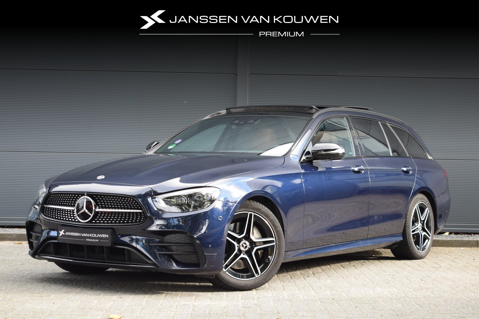 Mercedes-Benz E-klasse Estate 200 Business Solution AMG / Pano / Widescreen / Burmester