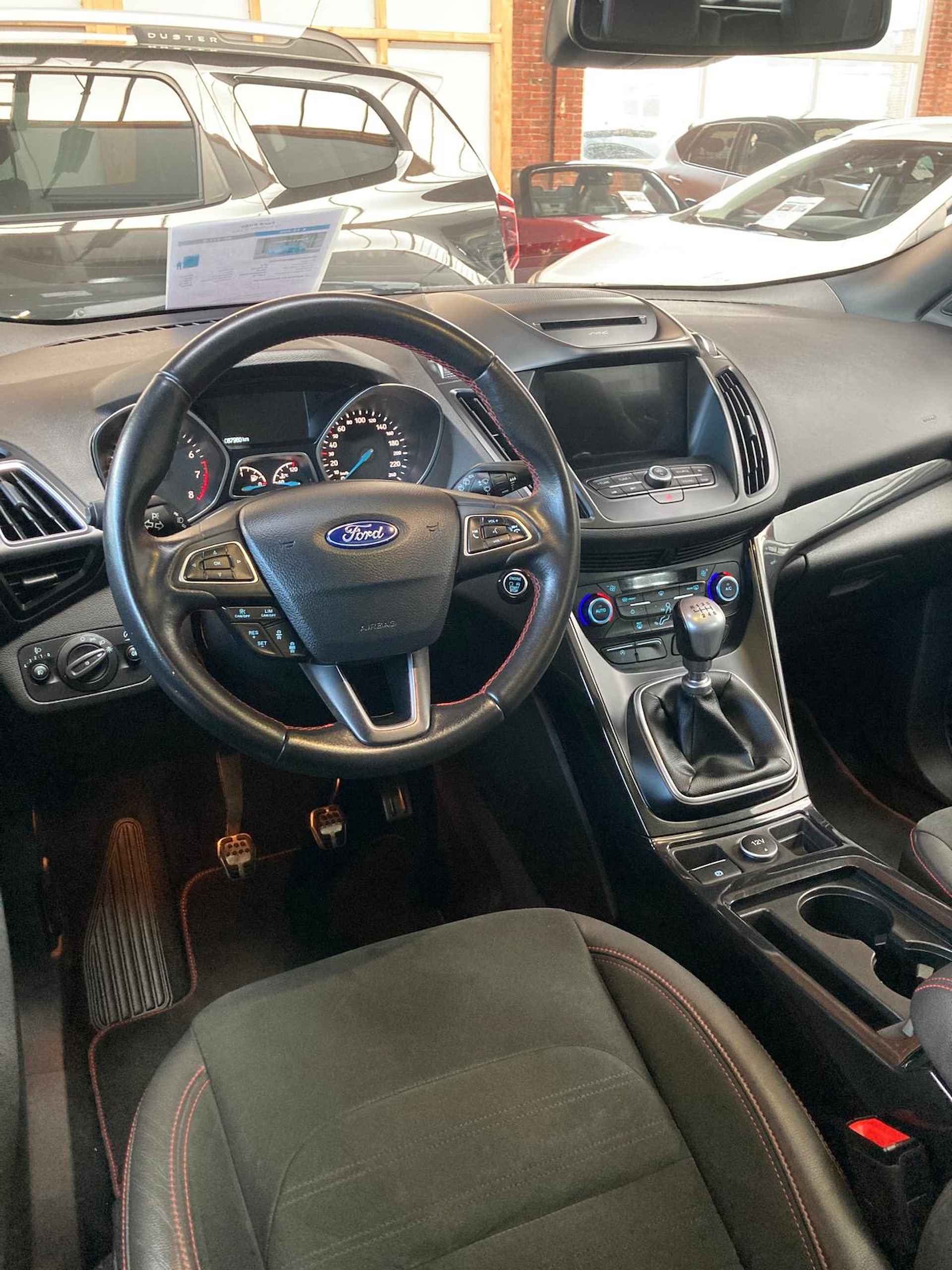 Ford Kuga 1.5 EcoBoost ST Line | Adaptieve Cruise Control | Trekhaak | Sensoren - 3/6