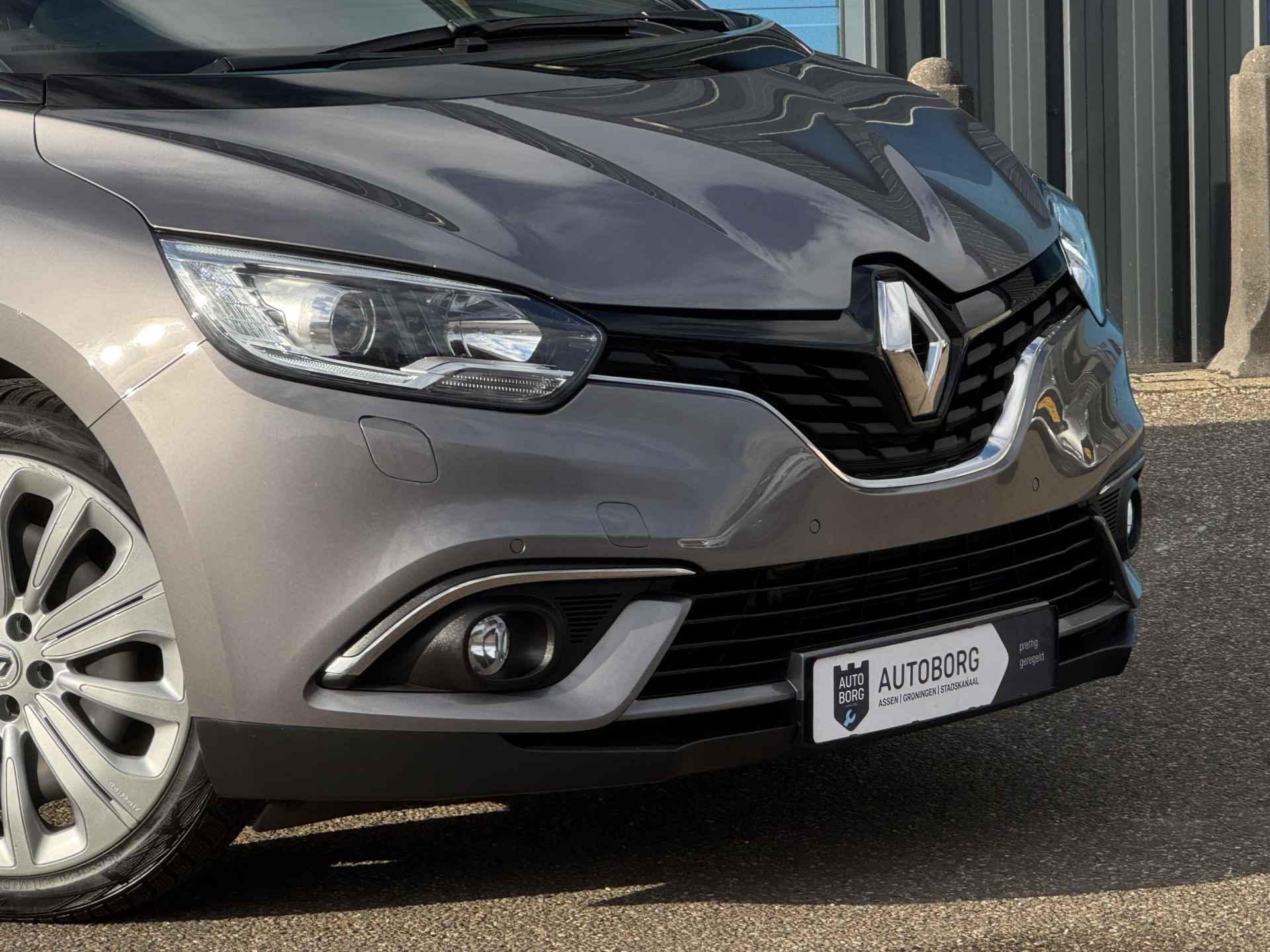 Renault Scénic 1.2 TCe Zen Prijs Inclusief Onderhoud & 12 Maand BOVAG Garantie | Navi | Trekhaak | zommer set  velg+band | - 14/34