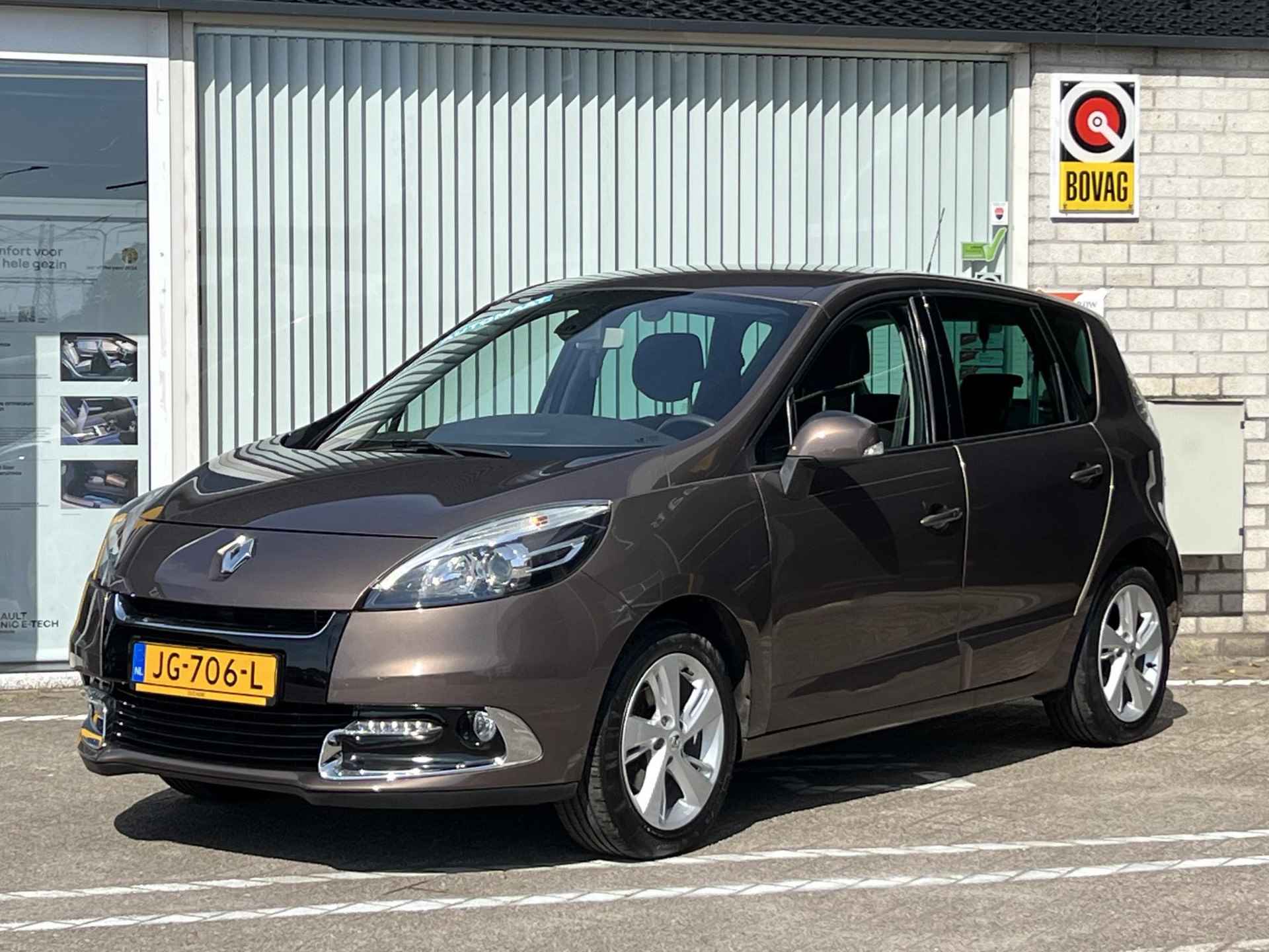 Renault Scénic 2.0 16V CVT Dynamique , Trekhaak, Automaat, Navigatie, Climate Control, Parkeersensoren, Cruise Control, Lichtmetaal - 3/28