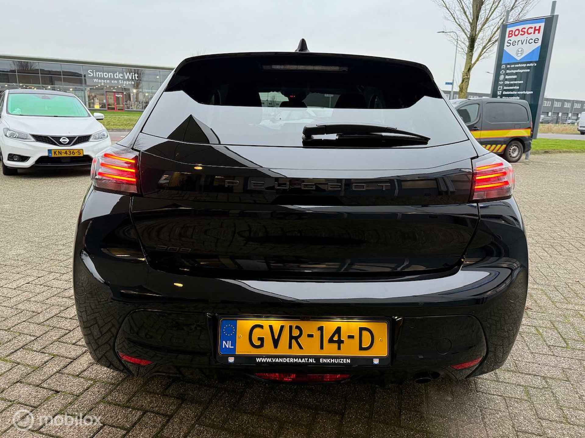 PEUGEOT 208 100 PK ALLURE DRAADLOZE CARPLAY NIEUWE MODEL RIJKLAAR PRIJS - 5/23