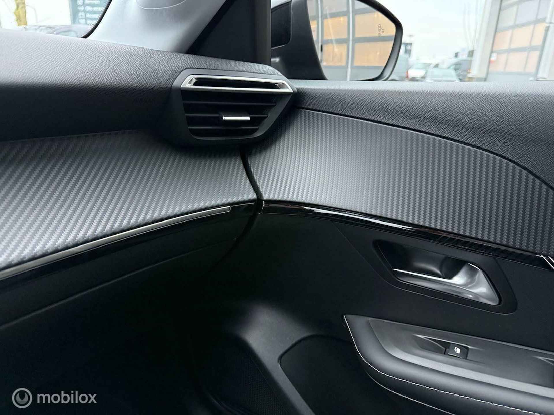 PEUGEOT 208 100 PK ALLURE DRAADLOZE CARPLAY NIEUWE MODEL RIJKLAAR PRIJS - 20/23