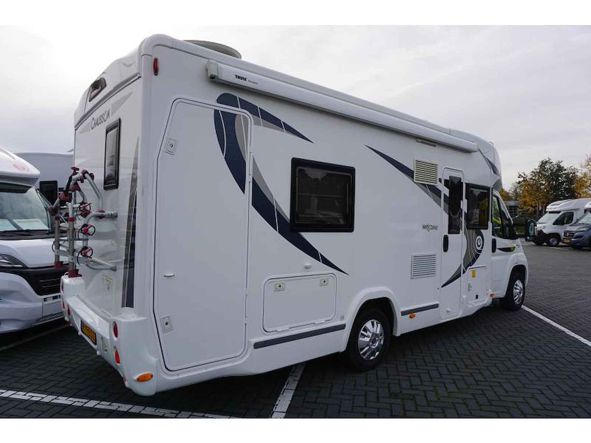 Chausson Welcome 737 Schotel-Levelsysteem-airc - 3/19