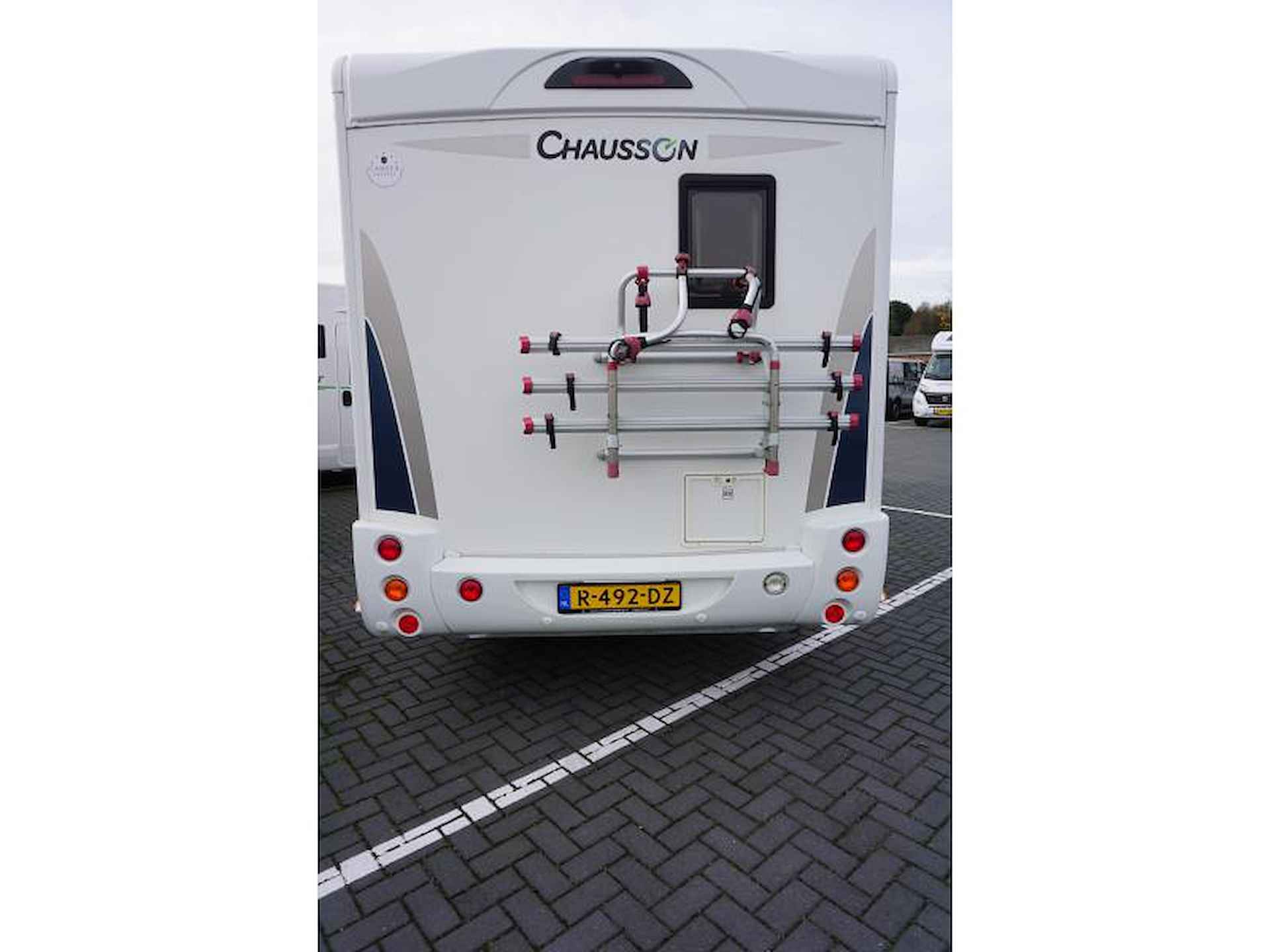 Chausson Welcome 737 Schotel-Levelsysteem-airc - 4/19