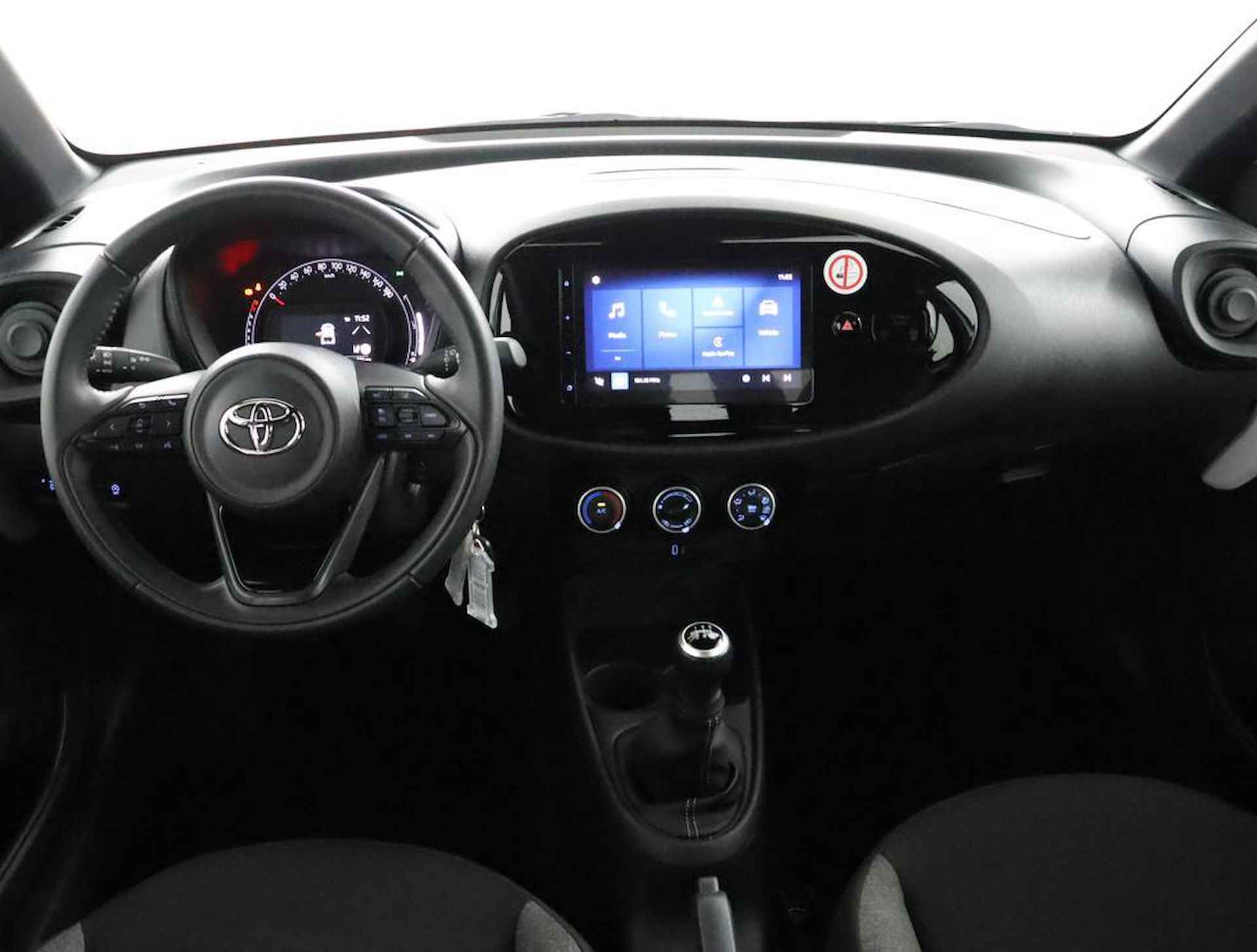 Toyota Aygo X 1.0 VVT-i MT Play - 4/63