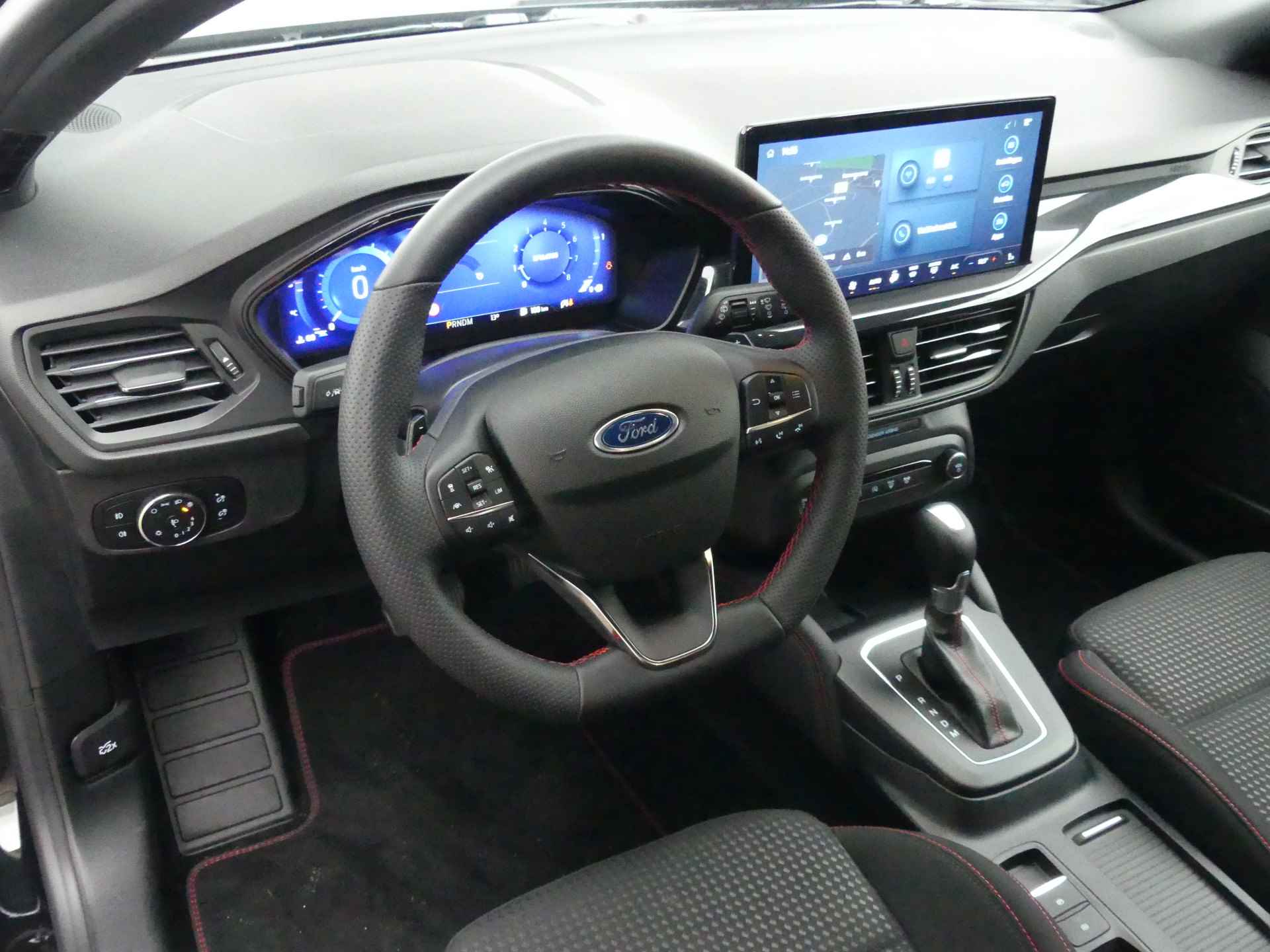 Ford Focus Wagon 1.0 EcoBoost Hybrid 155PK ST-Line X Automaat | ADAPTIVE CRUISE | DODEHOEKDETECTIE | STOEL+STUURVERWARMING | CAMERA | - 7/39