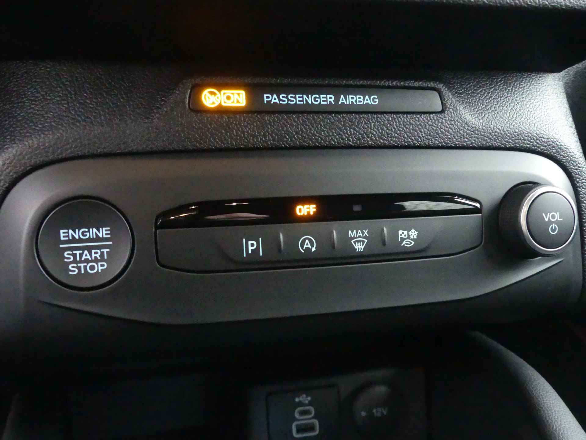 Ford Focus Wagon 1.0 EcoBoost Hybrid 155PK ST-Line X Automaat | ADAPTIVE CRUISE | DODEHOEKDETECTIE | STOEL+STUURVERWARMING | CAMERA | - 18/39