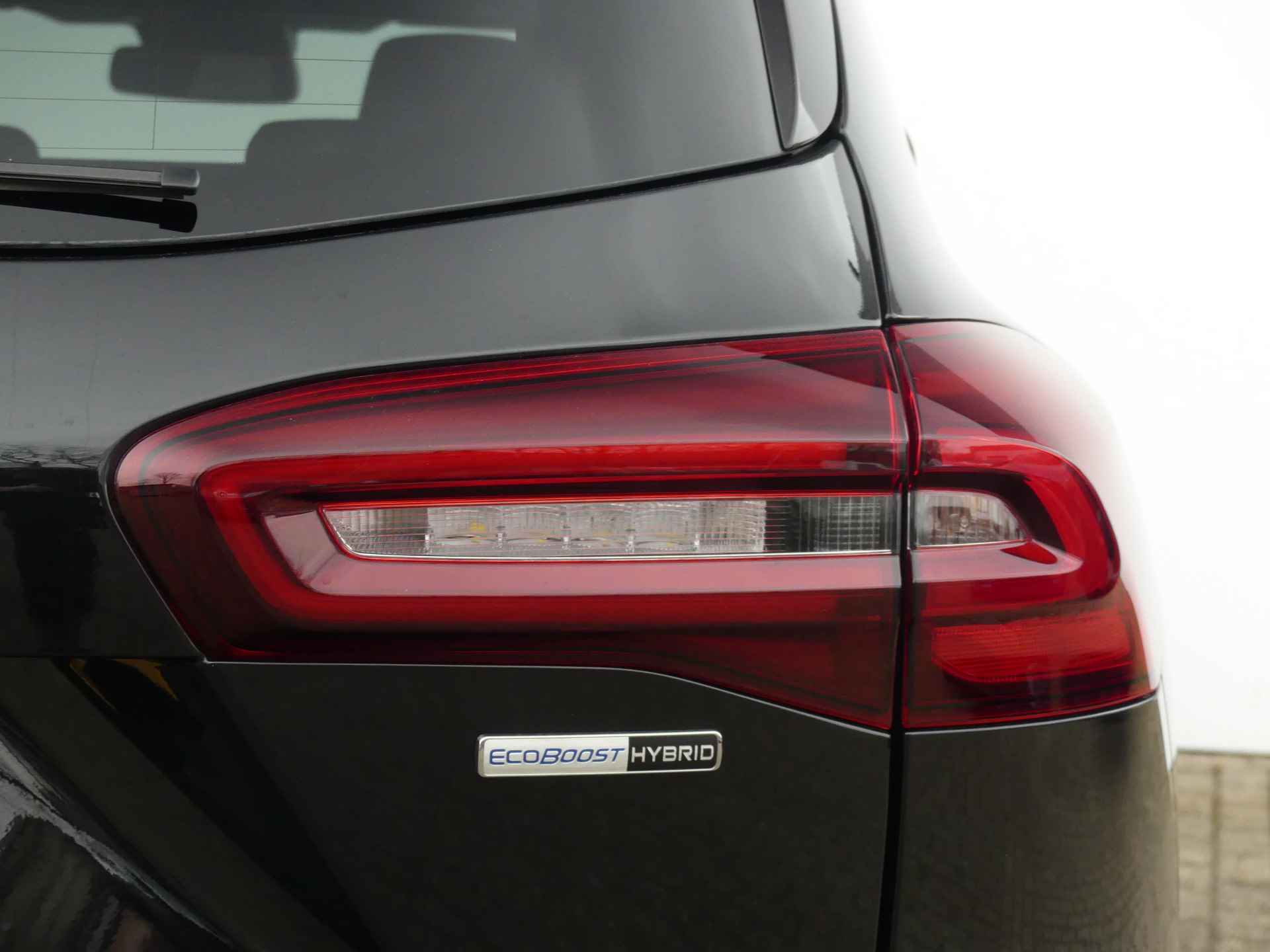 Ford Focus Wagon 1.0 EcoBoost Hybrid 155PK ST-Line X Automaat | ADAPTIVE CRUISE | DODEHOEKDETECTIE | STOEL+STUURVERWARMING | CAMERA | - 38/39