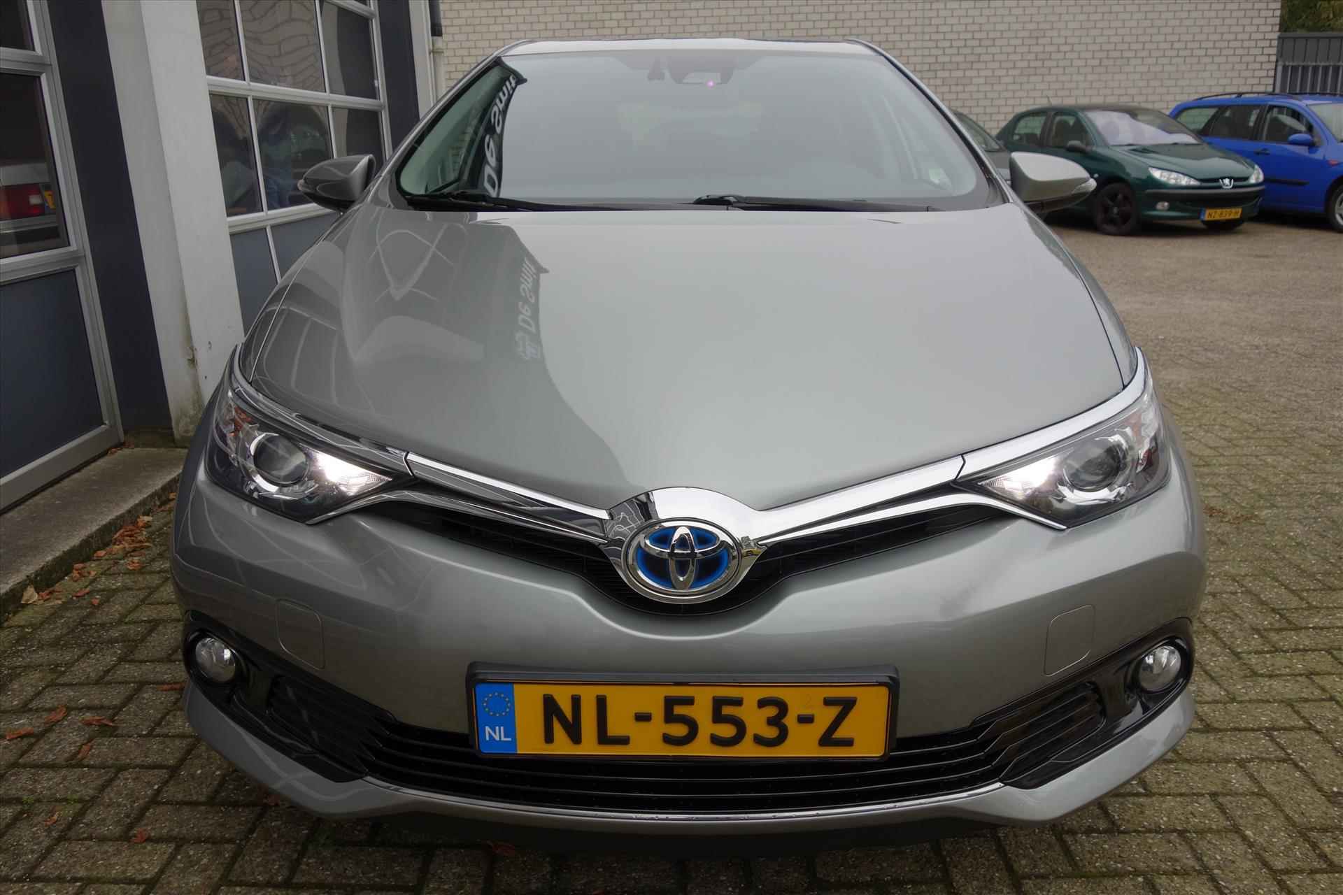 TOYOTA Auris 1.8 Hybrid 136pk CVT Business Plus - 2/11