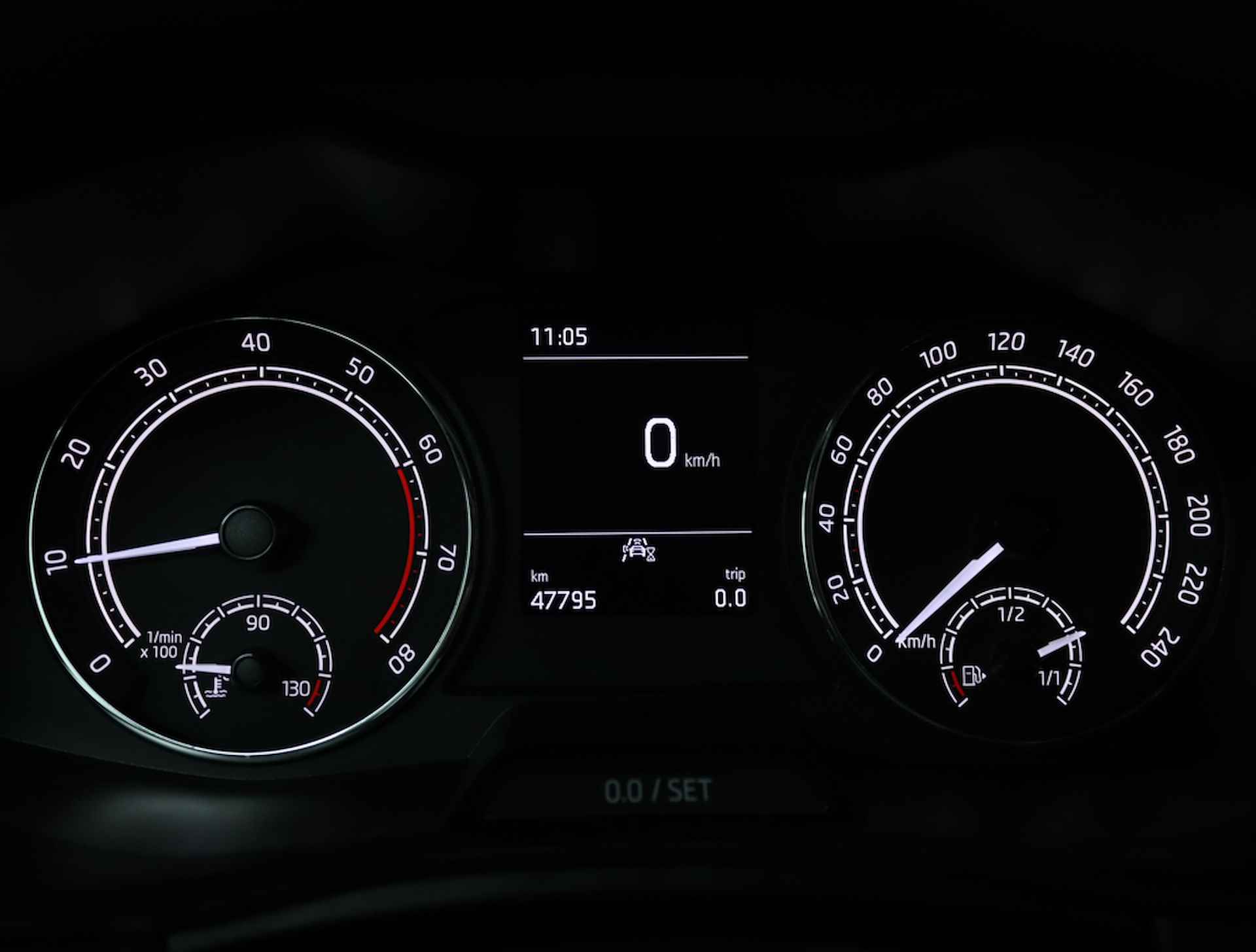 Škoda Kamiq 1.0 TSI Active - Mooie Velgen! - Bluetooth - Cruise Control - LED Koplampen - Airco - Bovag Garantie - 21/54