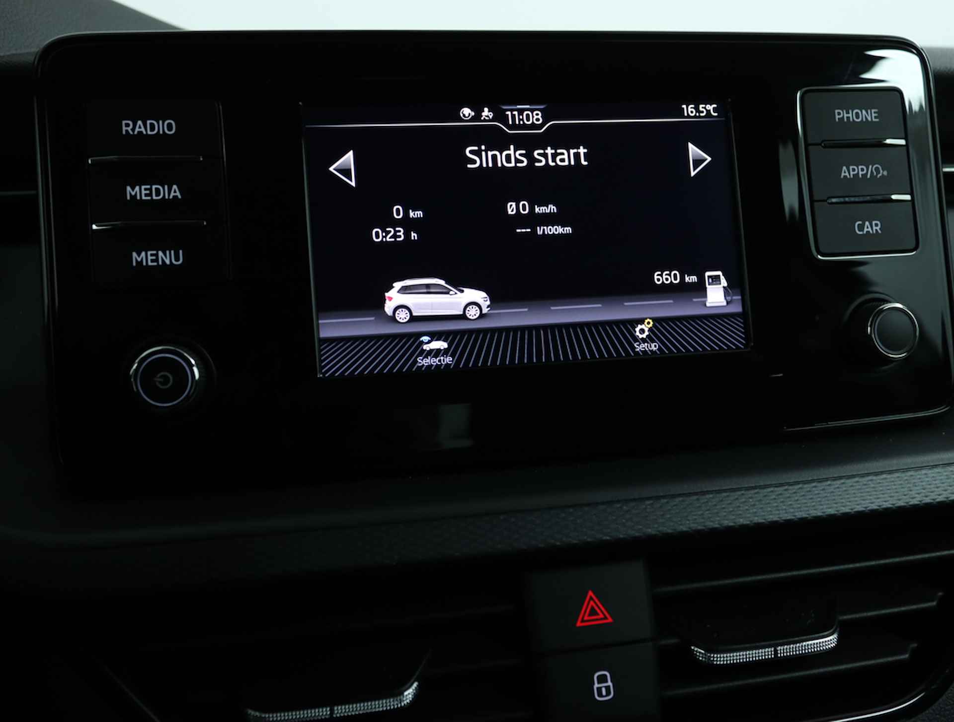 Škoda Kamiq 1.0 TSI Active - Mooie Velgen! - Bluetooth - Cruise Control - LED Koplampen - Airco - Bovag Garantie - 45/54