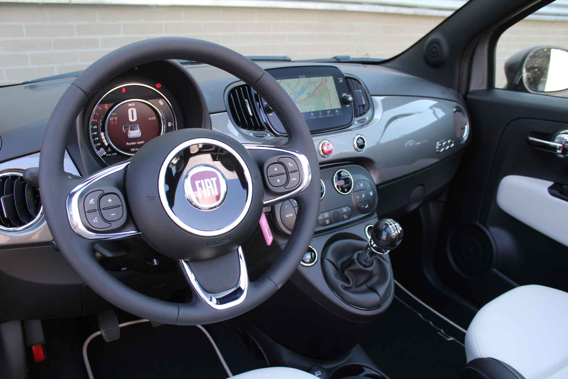 Fiat 500C 1.0 Hybrid Dolcevita Cabrio | Navigatie | Cruise | Parkeersensoren - 4/33