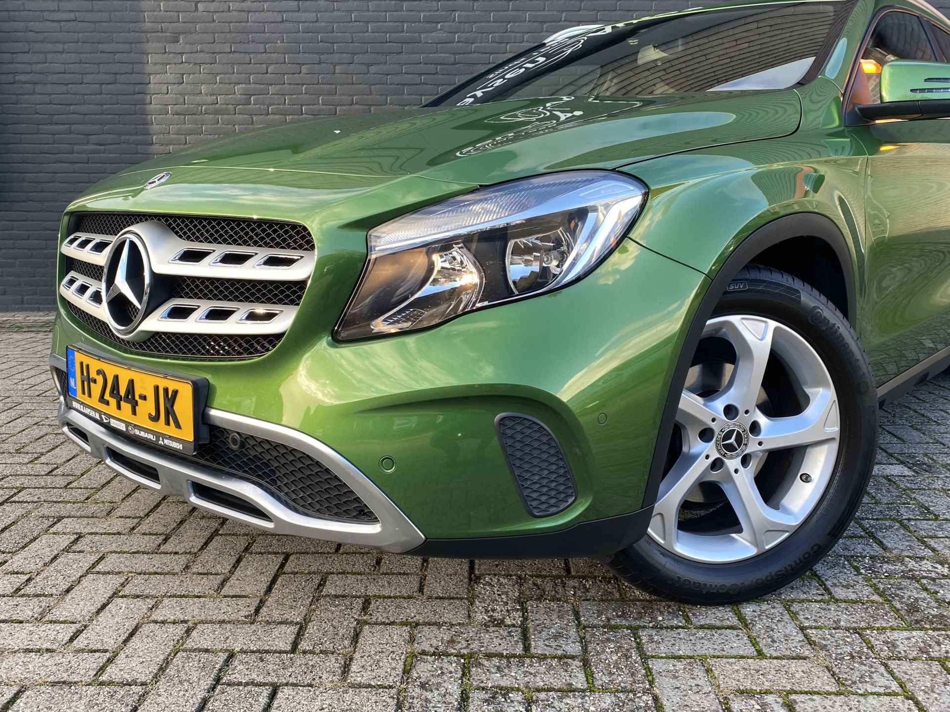 Mercedes-Benz GLA 200 Premium Plus | navigatie | lederen sportstoelen | climate control | camera - 10/42