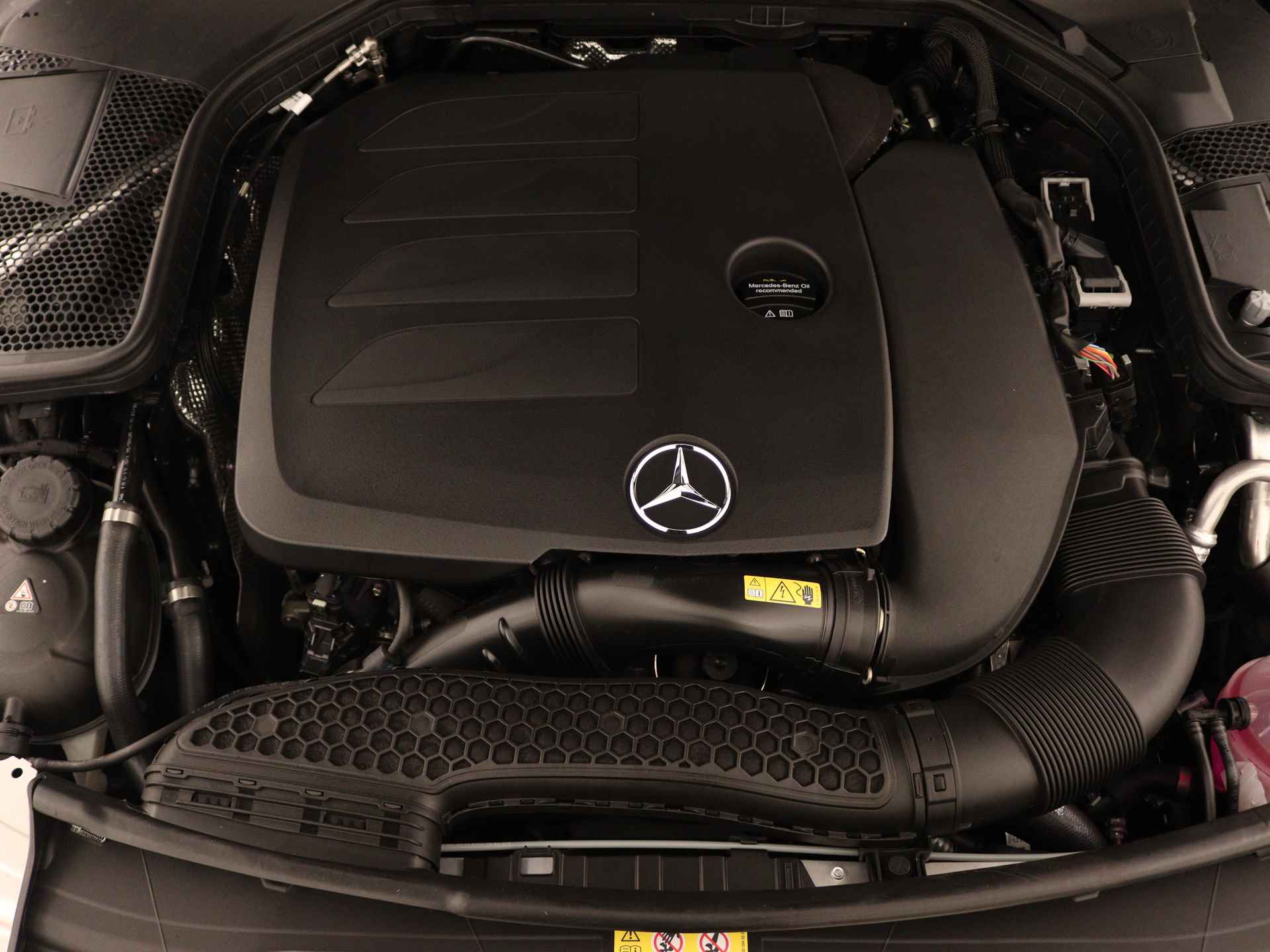 Mercedes-Benz C-Klasse Cabrio 300 AMG Line | Premium Plus pakket | Nightpakket | Dodehoekassistent |  Cabriolet comfortpakket | Anti-diefstalsysteem | Burmester® surround sound system | Stoelventilatie/-verwarming voorstoelen | - 35/38