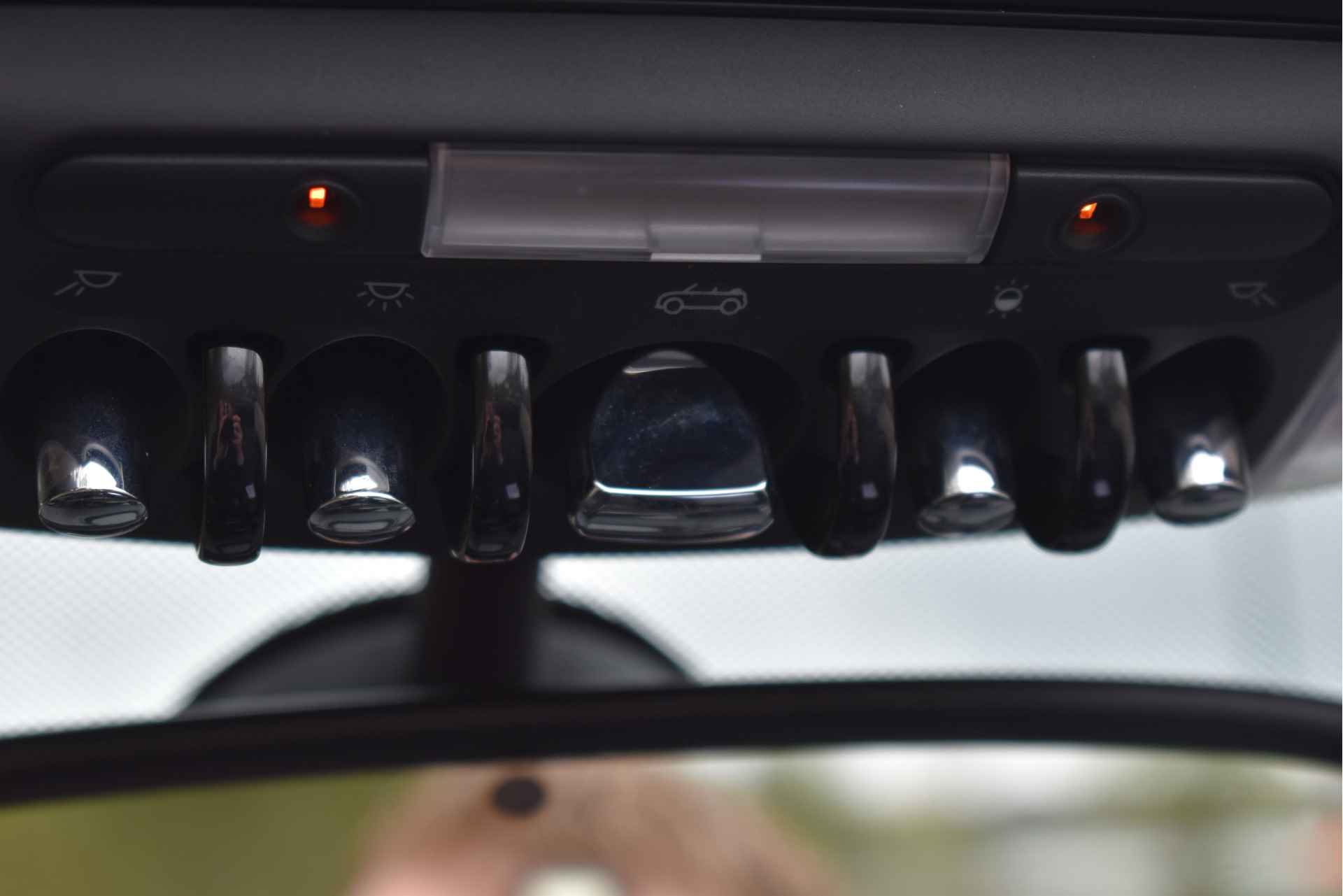 MINI Cabrio 2.0 Cooper S Hammersmith | Carplay | Camera | Leder | Stoelverw | Navi | Cruise Contr | Full LED | LM-Velgen - 71/71