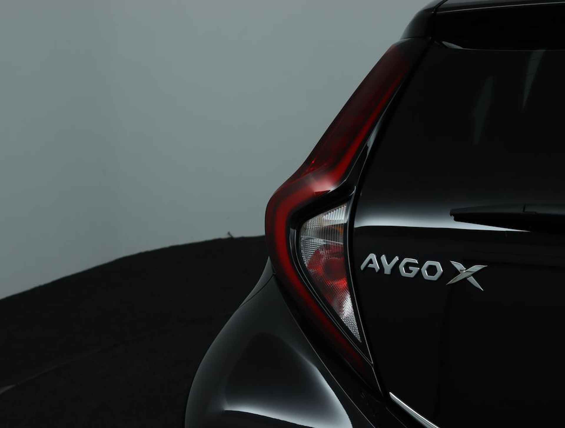 Toyota Aygo X 1.0 VVT-i S-CVT Pulse | Automaat | Apple carplay/Android Auto | Camera achter | Climate Control | - 34/49