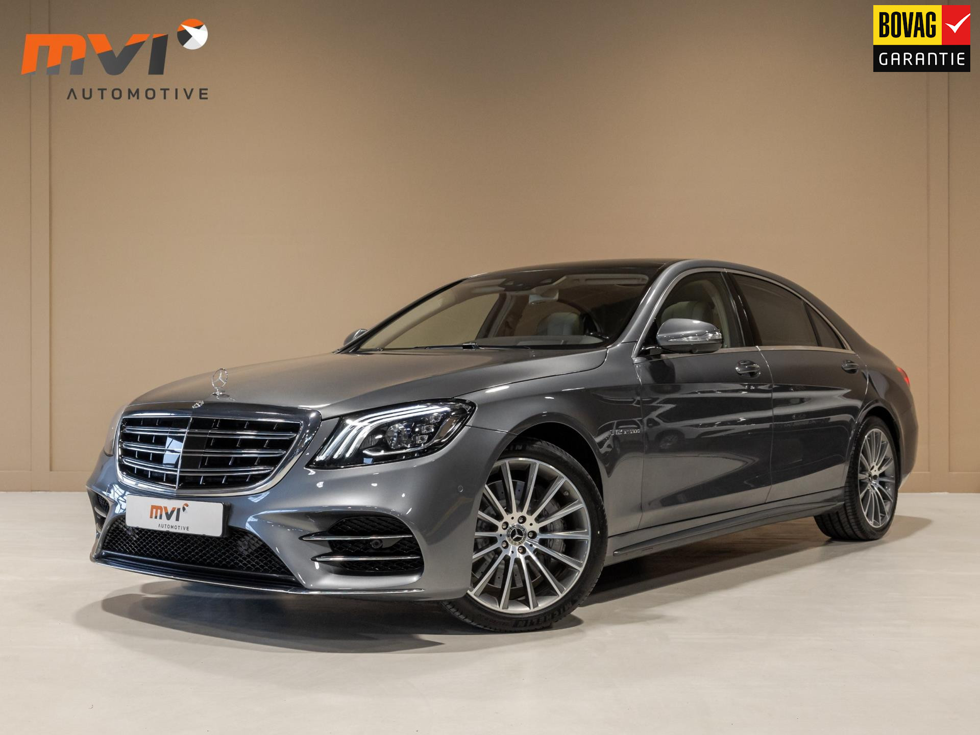 Mercedes-Benz S-klasse 600 Lang Line: AMG / 530pk / Panorama dak / Stoelverwarming en koeling /