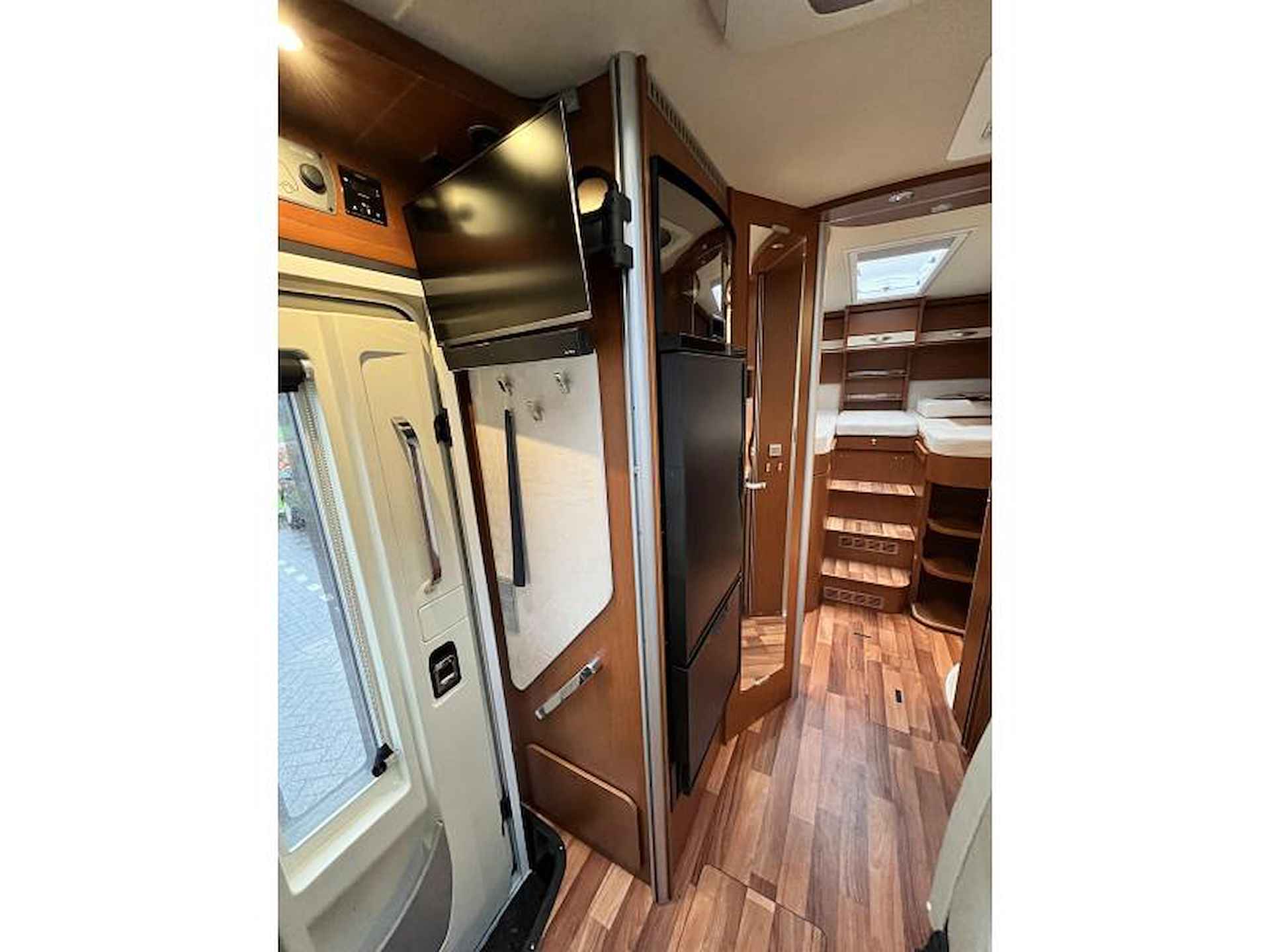 Hymer B klasse 678 FULL OPTION! - 14/21