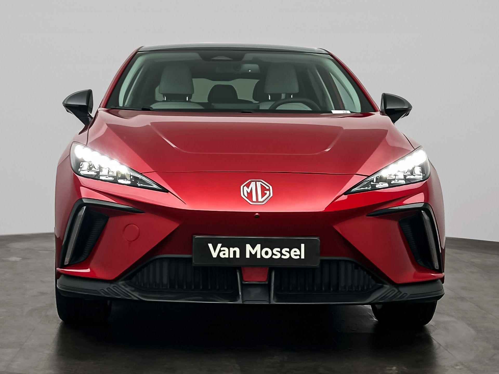 MG 4 Trophy Extended Range 77 kWh | Nieuw uit voorraad | €2950 Subsidie | 520 KM WLTP | Full Option | 7 Jaar Garantie - 6/19