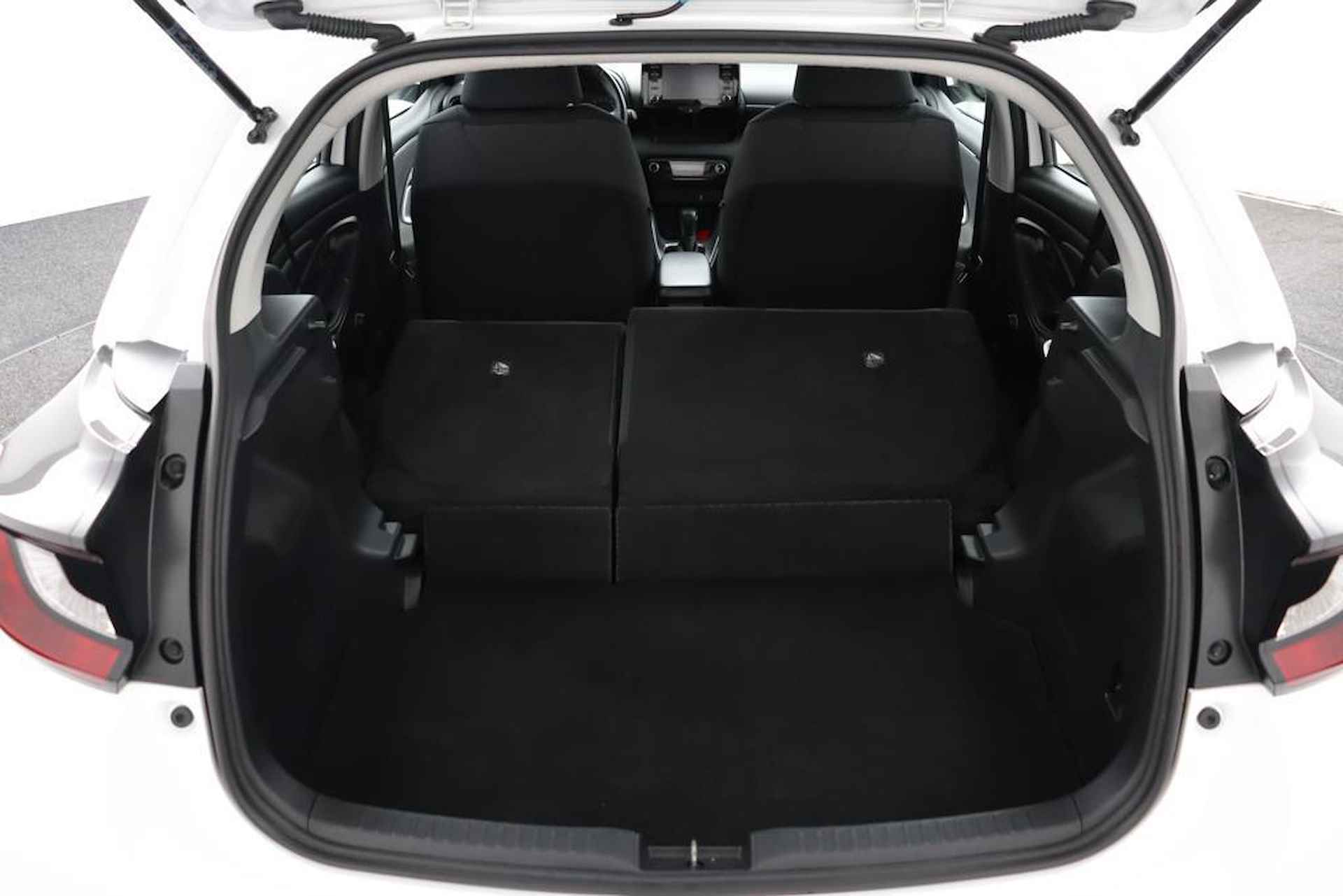 Toyota Yaris 1.5 Hybrid Active | Parkeercamera | Climate-Control | Apple Carplay/Android Auto | - 25/48