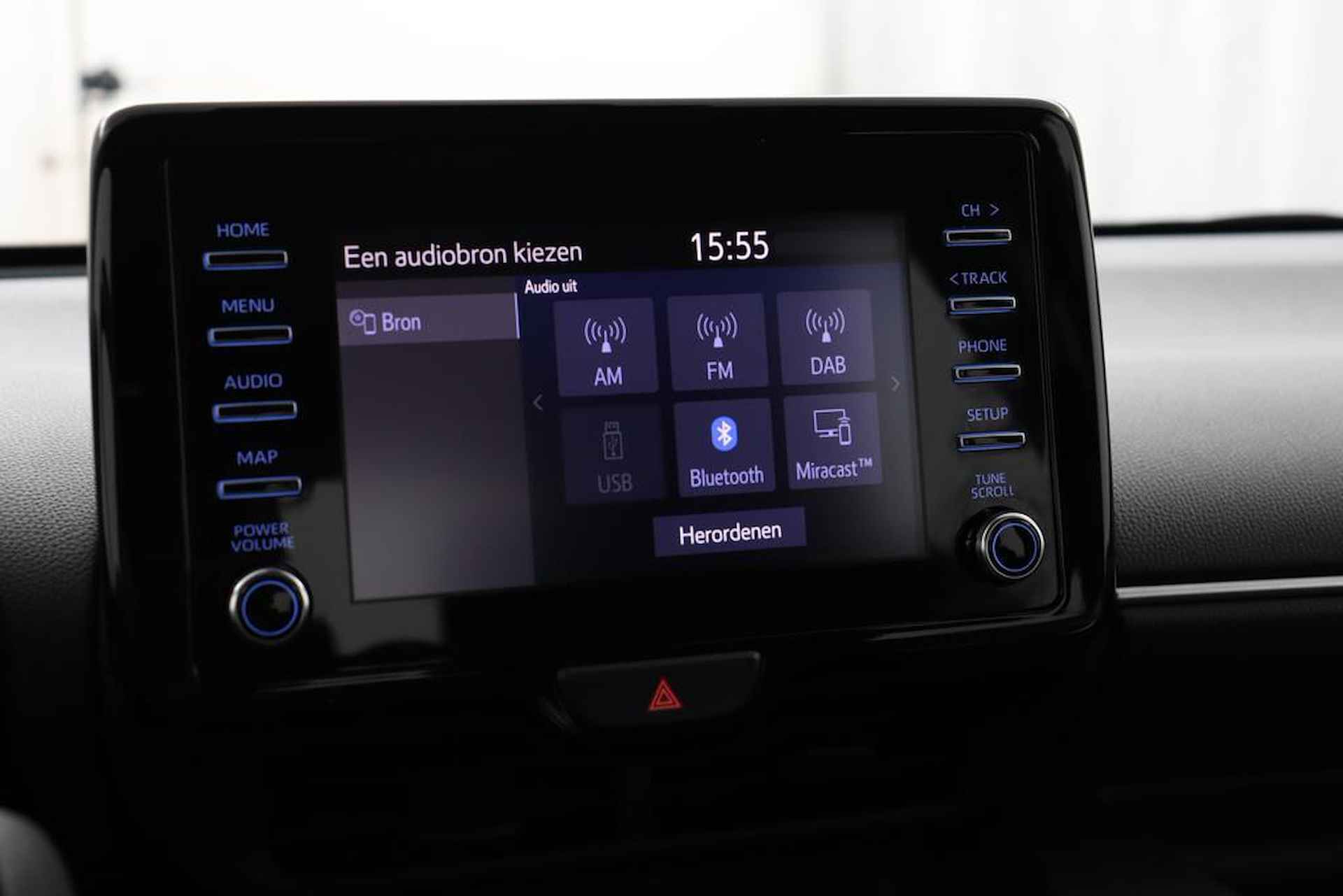 Toyota Yaris 1.5 Hybrid Active | Parkeercamera | Climate-Control | Apple Carplay/Android Auto | - 42/48