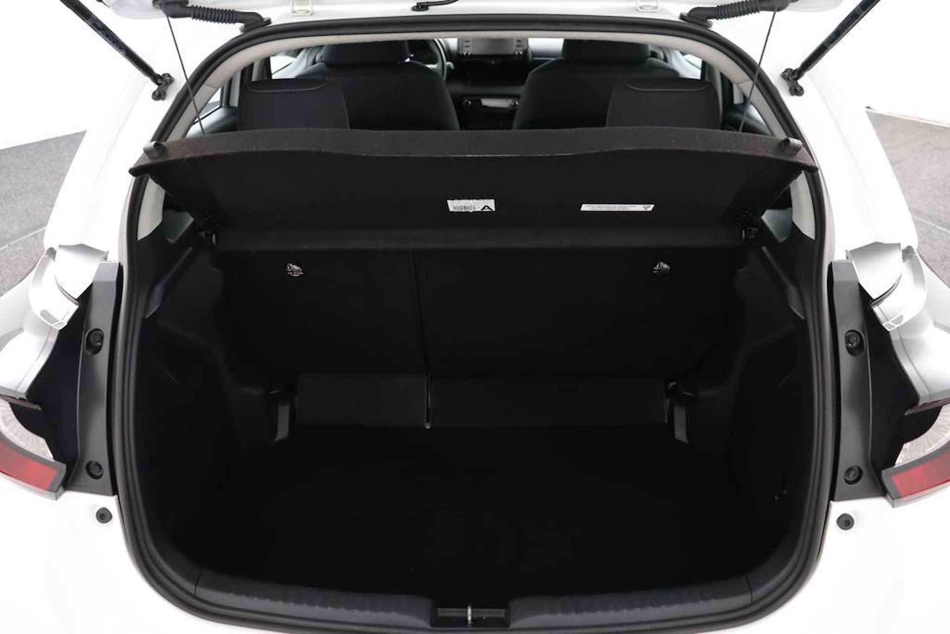 Toyota Yaris 1.5 Hybrid Active | Parkeercamera | Climate-Control | Apple Carplay/Android Auto | - 46/48