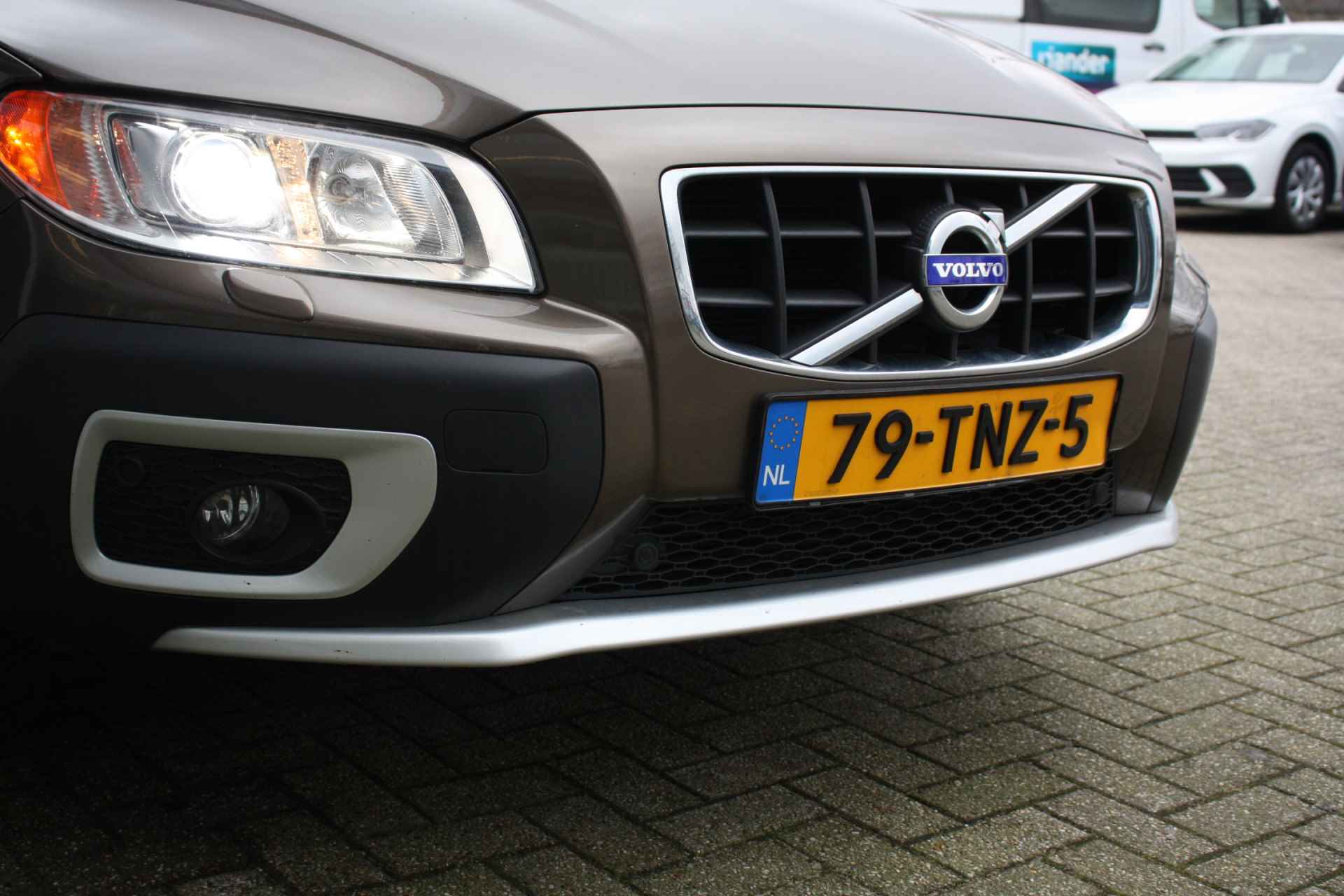 Volvo XC70 2.0 D3 FWD Limited Edition | Trekhaak | Automaat | Leer | Schuifdak - 18/50