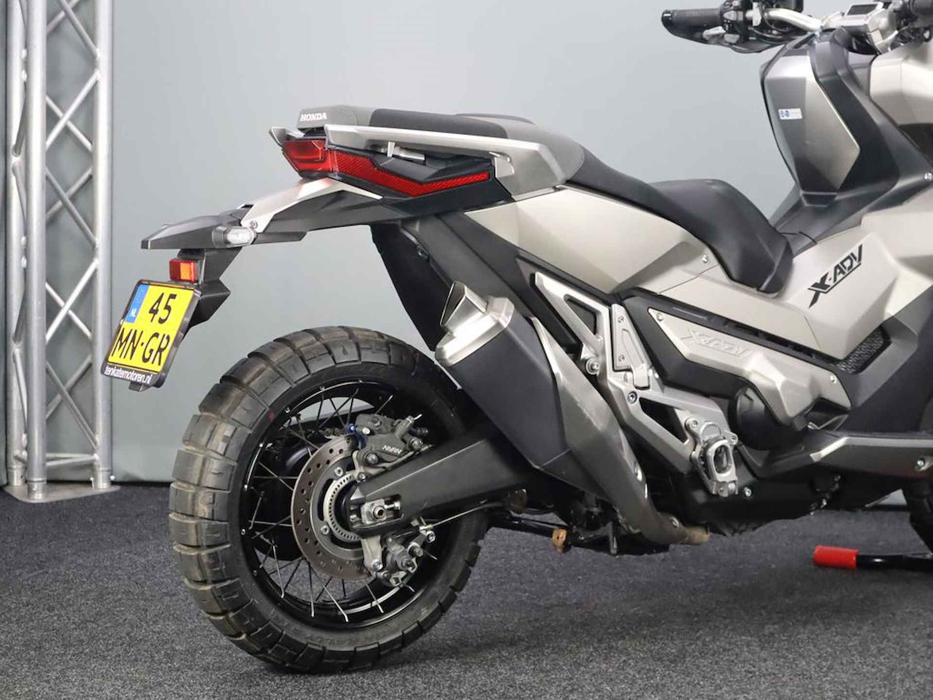 Honda X-ADV 750 - 11/12