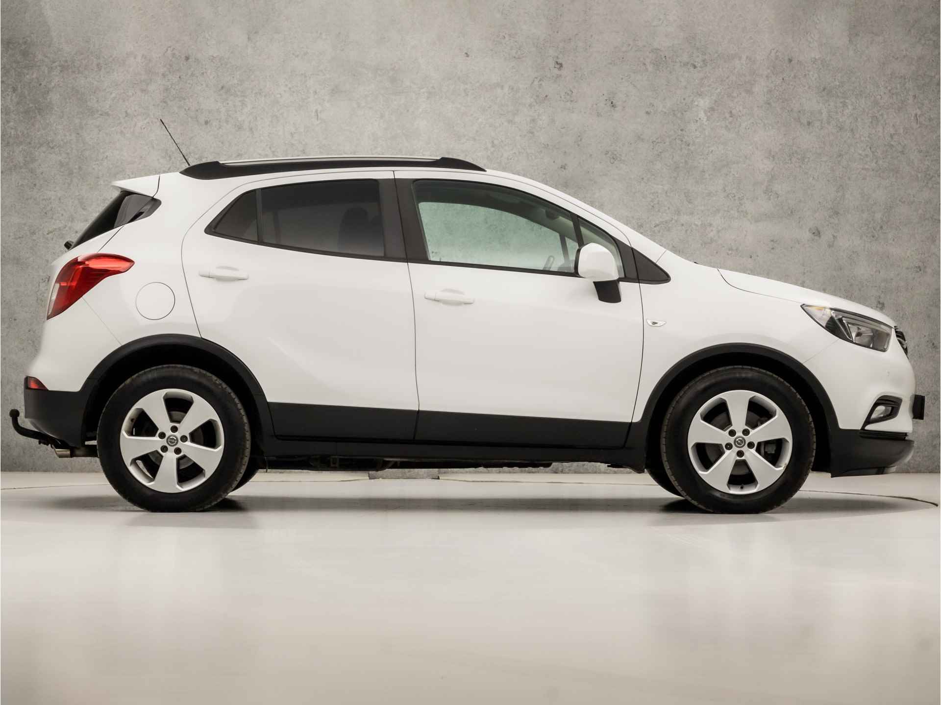 Opel Mokka X 1.4 Turbo Sport 141Pk (GROOT NAVI, APPLE CARPLAY, CRUISE, CLIMATE, DAB+, GETINT GLAS, ARMSTEUN, SPORTSTOELEN, LM VELGEN, PARKEERSENSOREN, TREKHAAK, NIEUWE APK, NIEUWSTAAT) - 4/36