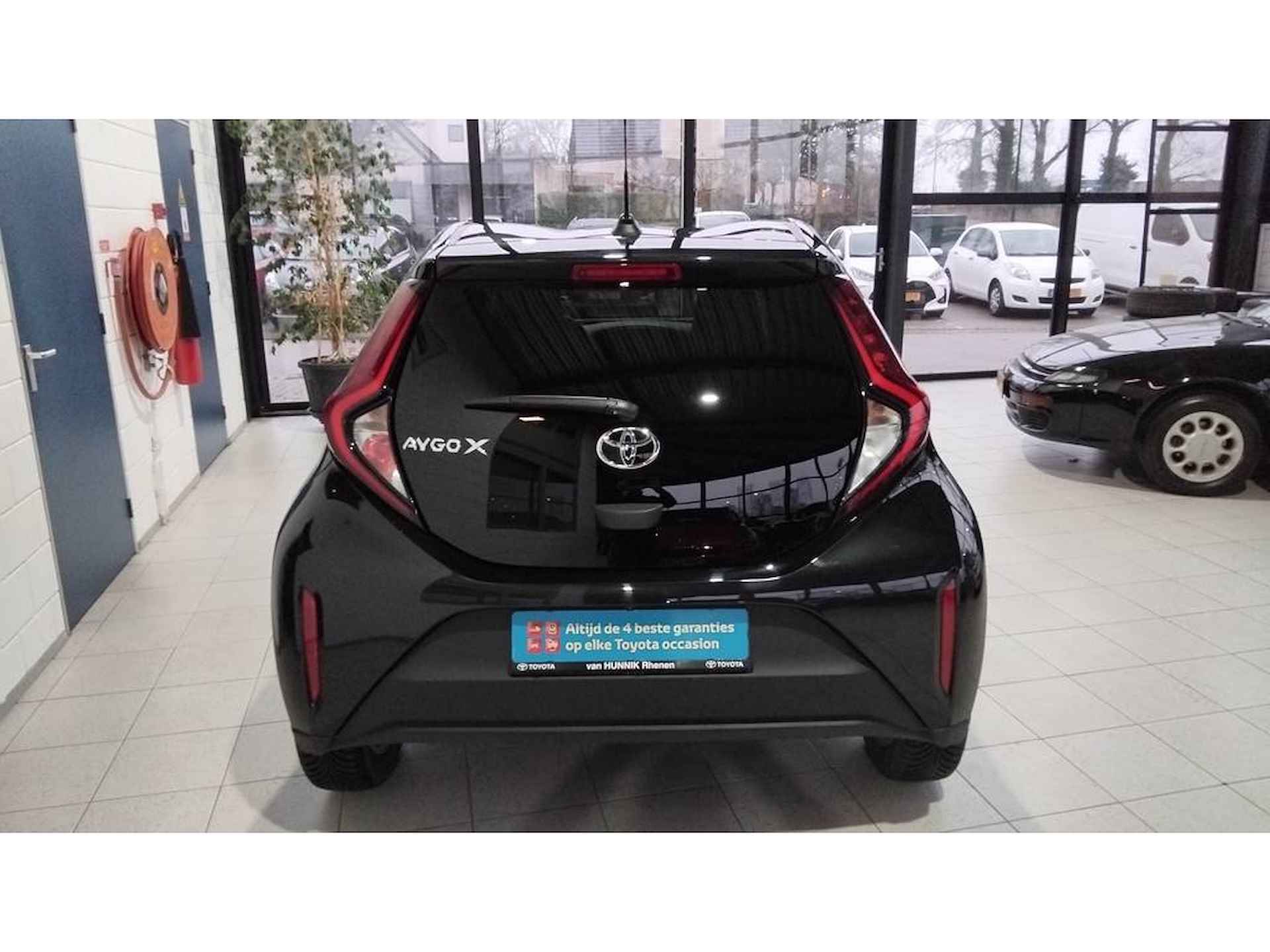 Toyota Aygo X 1.0 VVT-i First Apple-carplay Stoelverw All season - 3/20