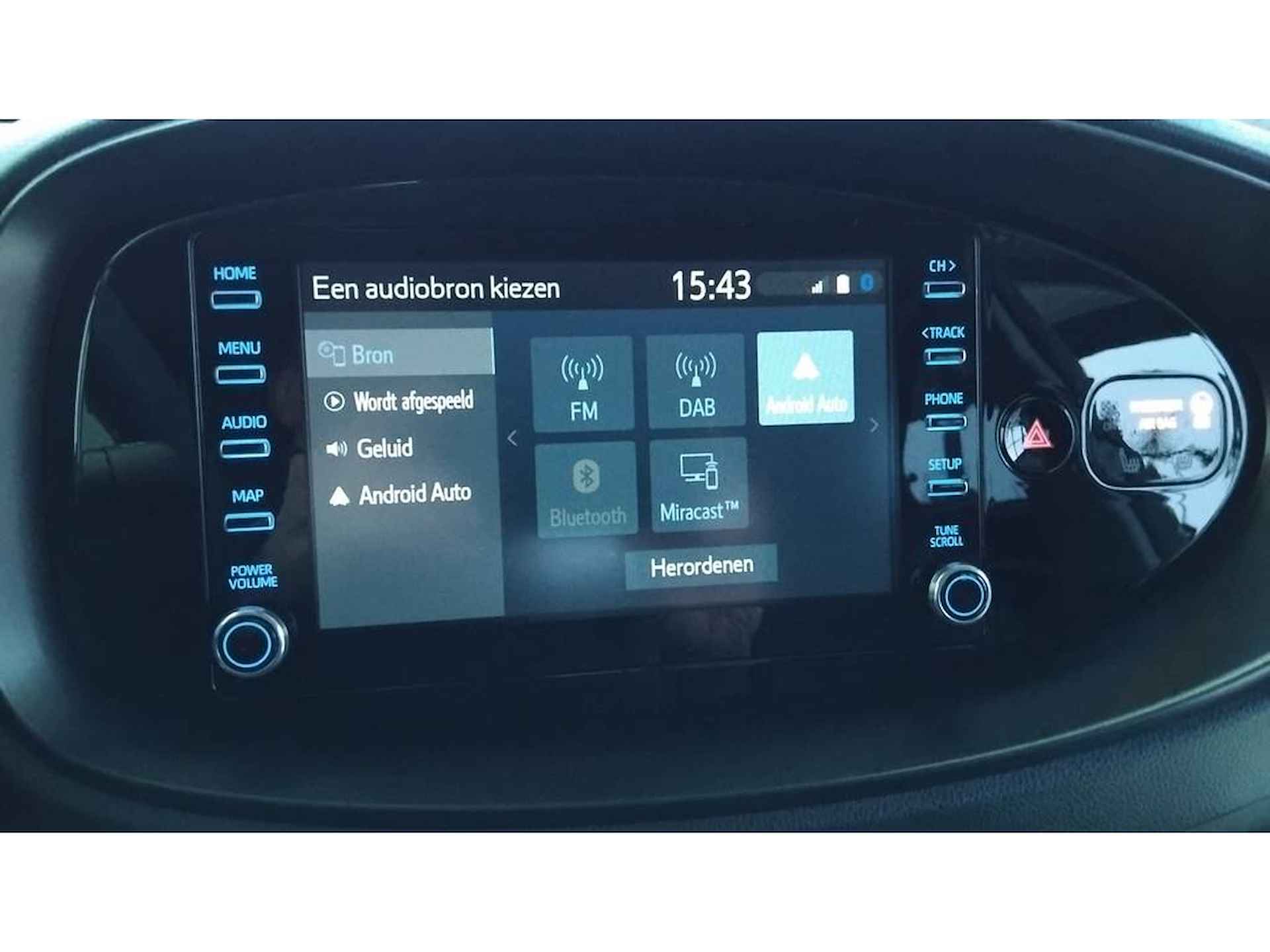 Toyota Aygo X 1.0 VVT-i First Apple-carplay Stoelverw All season - 11/20