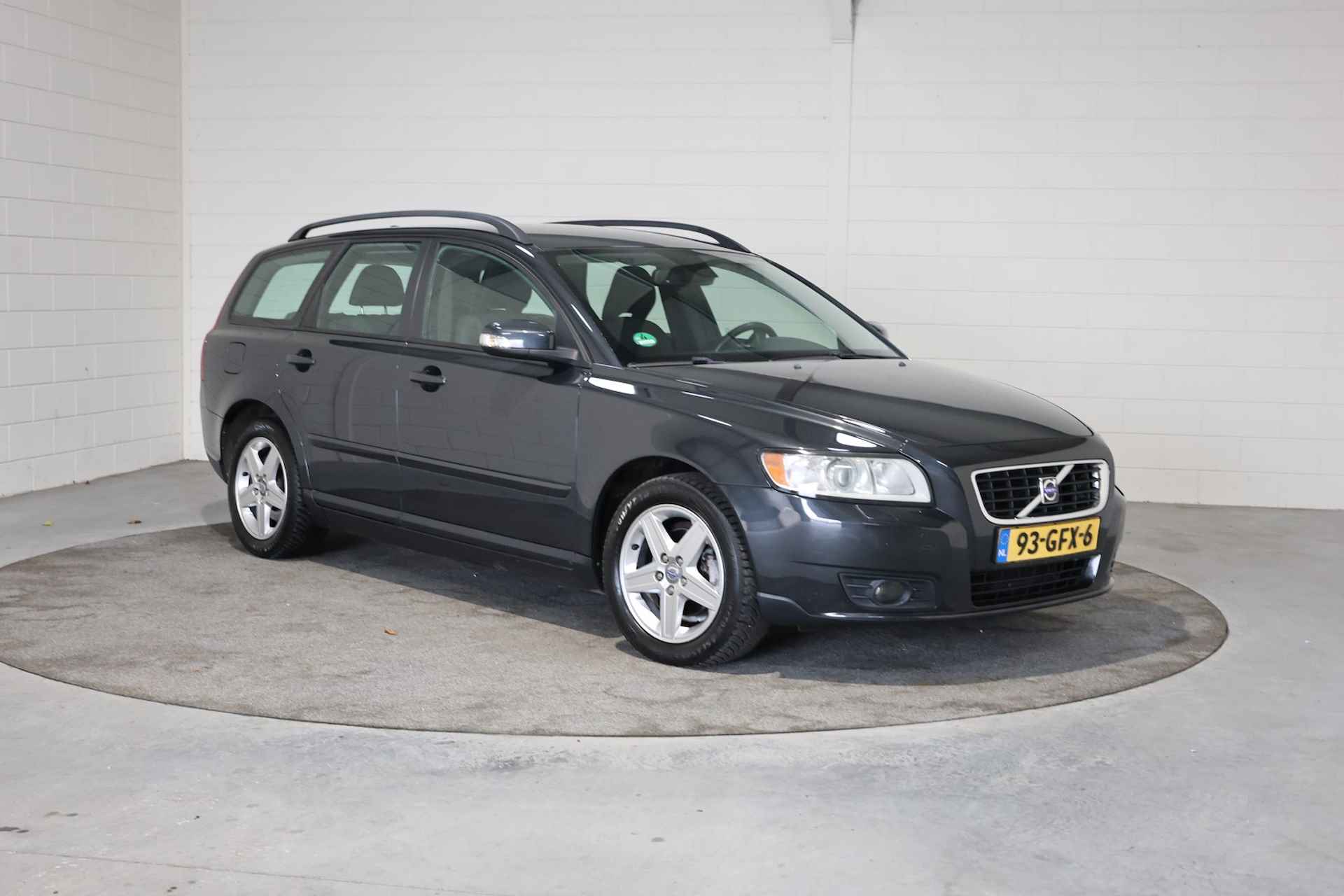 Volvo V50 1.8 Edition I NL, Boekjes, Bijzondere FRAAIE Station, SAFETY FIRST .. Climate Control L+R, Cruise control, Audio, All Season, enz. - 5/47