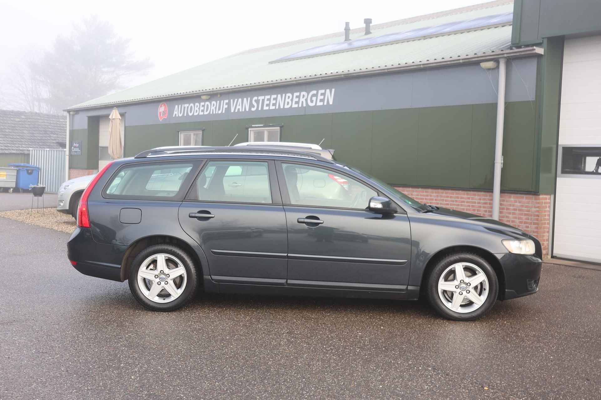 Volvo V50 1.8 Edition I NL, Boekjes, Bijzondere FRAAIE Station, SAFETY FIRST .. Climate Control L+R, Cruise control, Audio, All Season, enz. - 14/47