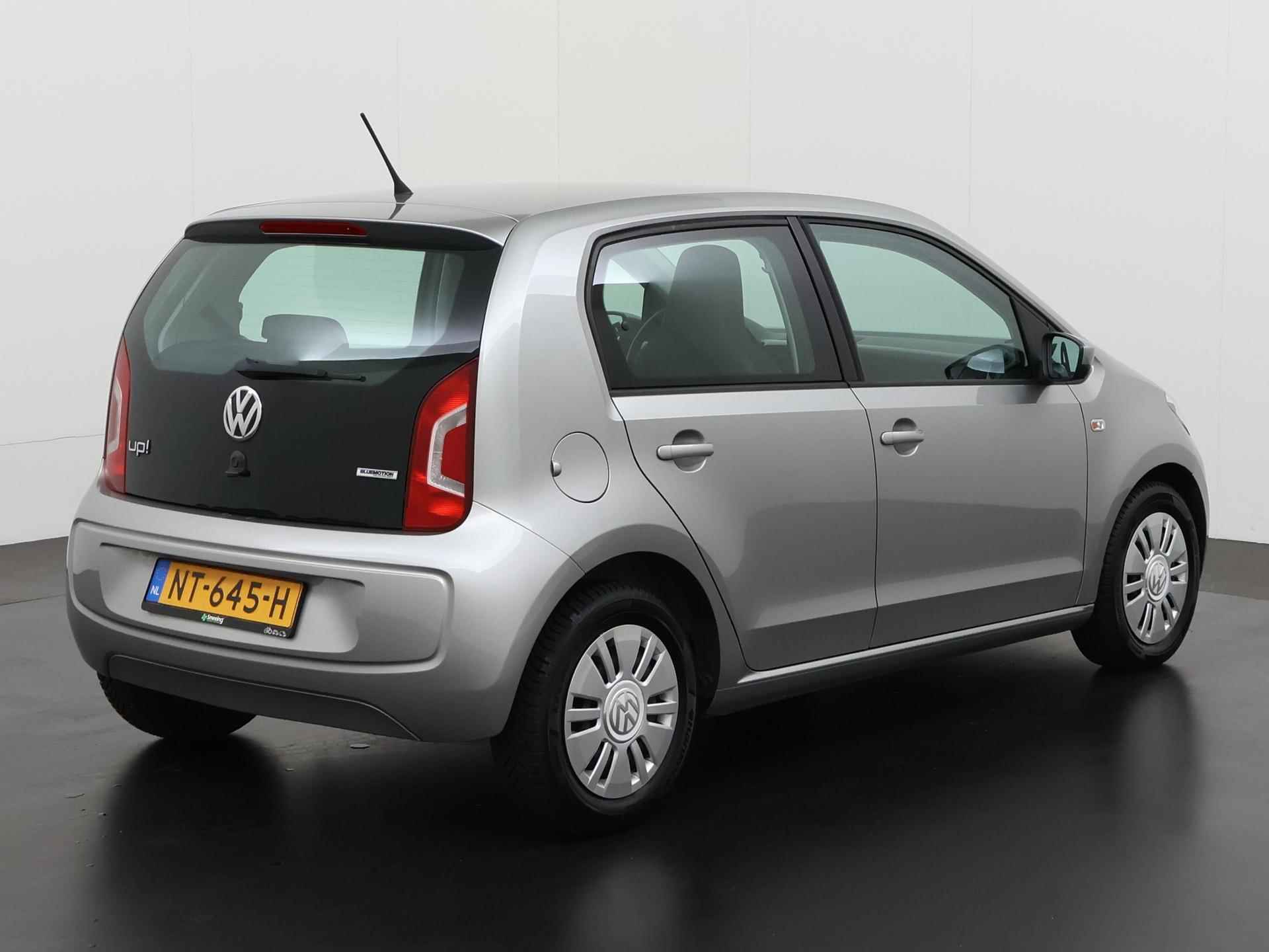 Volkswagen Up! 1.0 move up! BlueMotion | Airco | Zondag Open! - 4/28