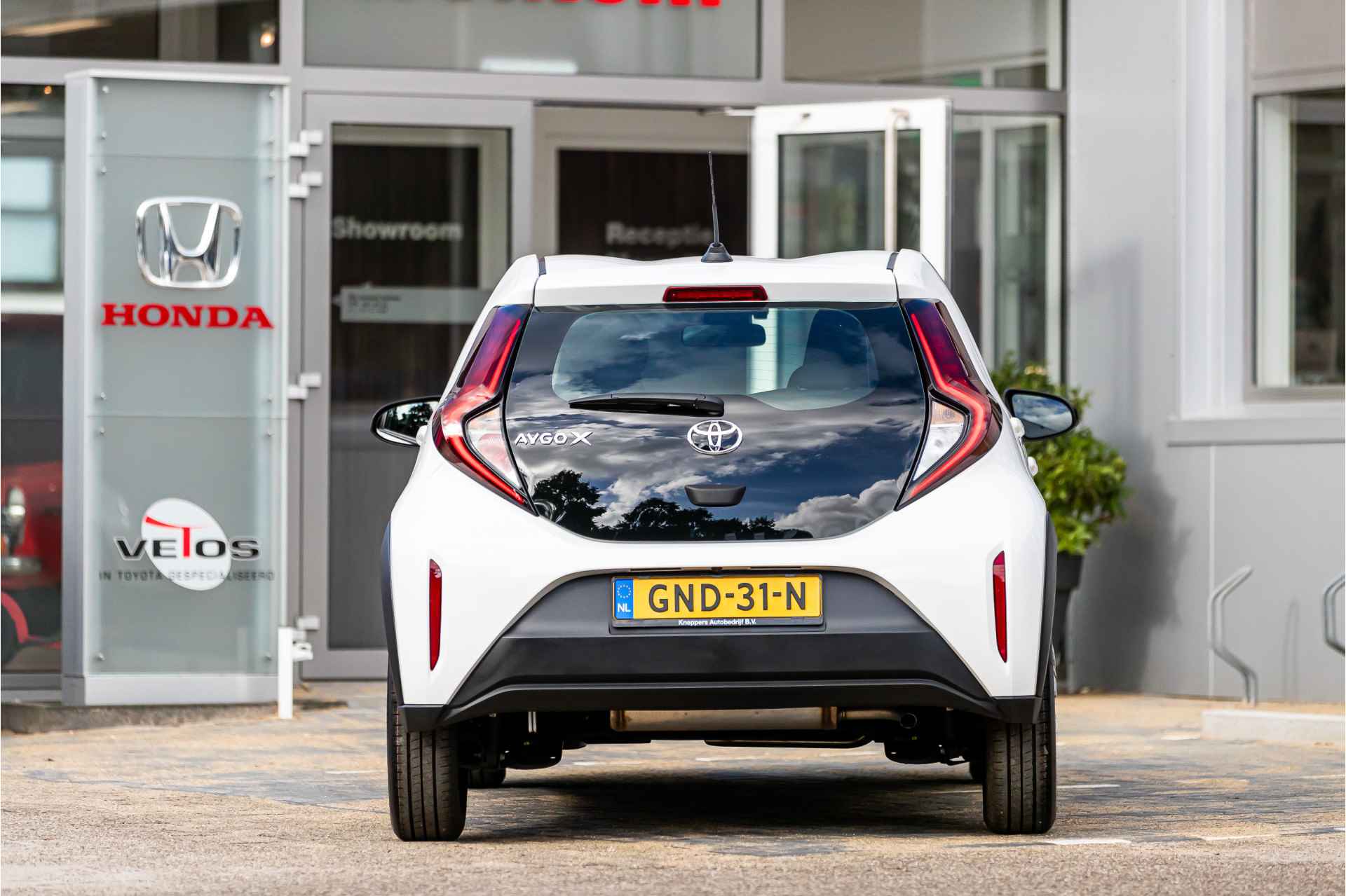 Toyota Aygo X 1.0 VVT-i MT play Cruise control, Apple/Android, Key-less, Stoelverwarming , All-in Rijklaarprijs - 22/29