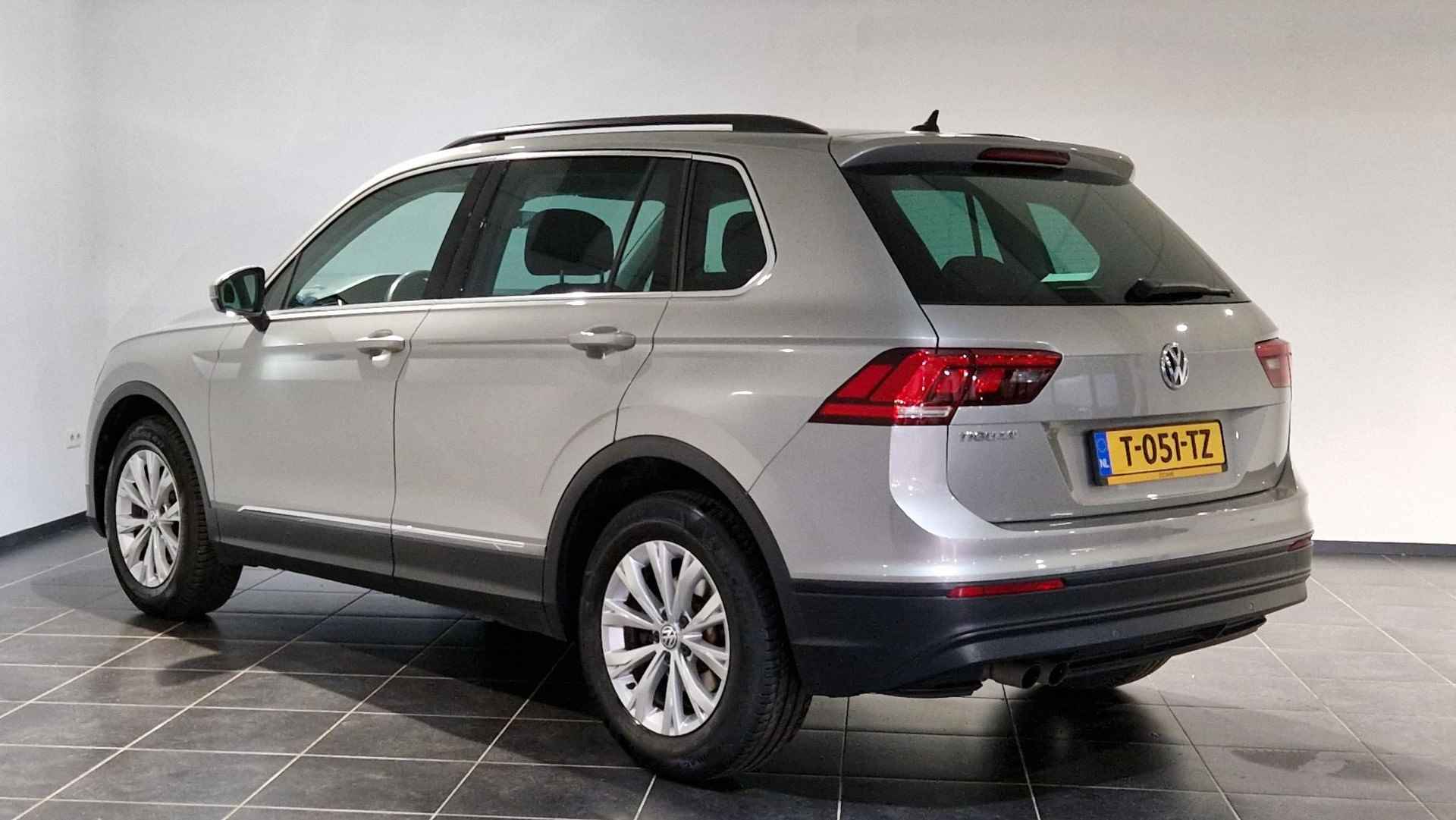 Volkswagen Tiguan 1.5 TSI Comfortline Business | Trekhaak - 3/29