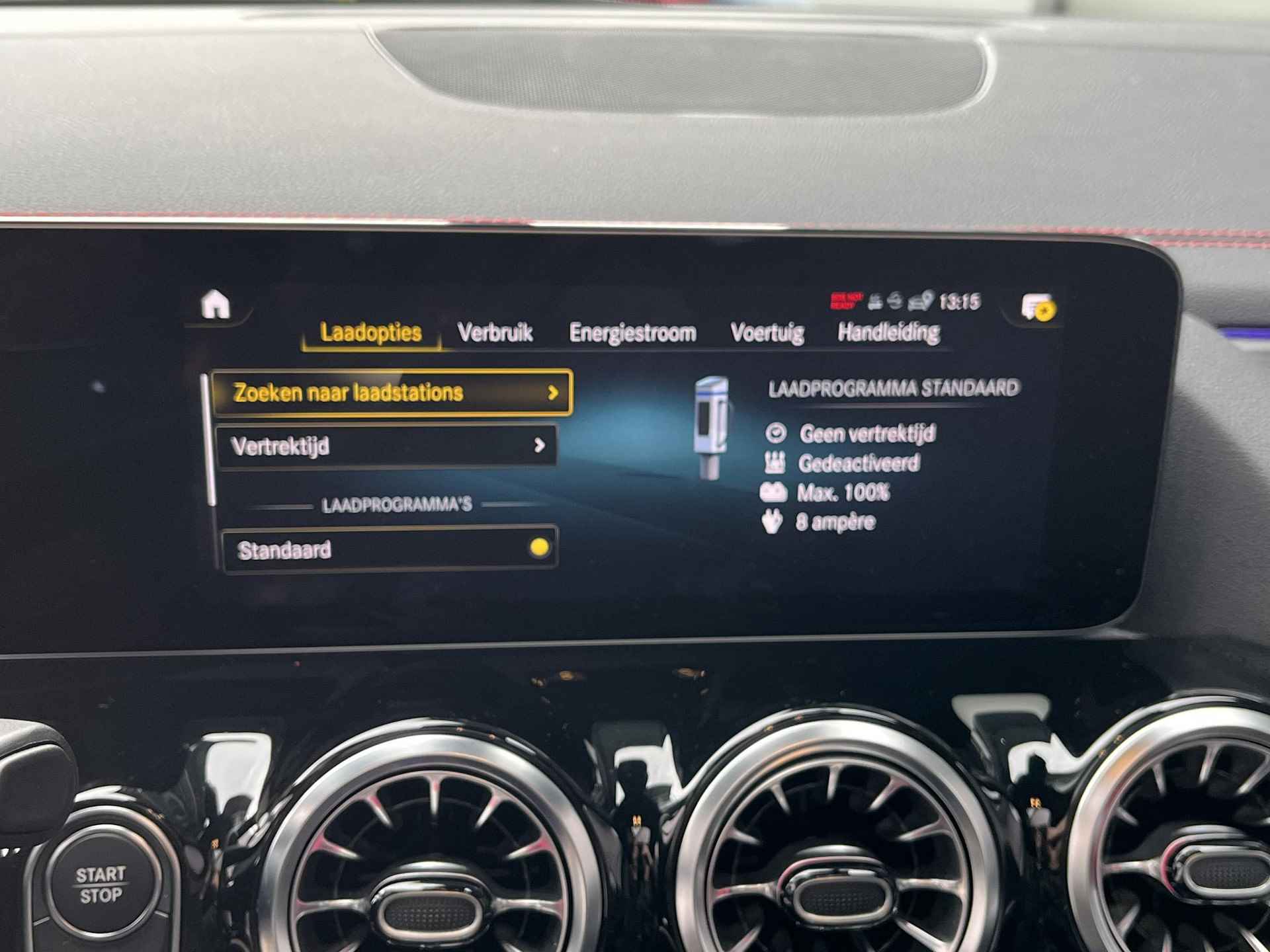 Mercedes-Benz EQA 250 | Panoramadak | AMG Line | Premium Pakket | Night Pakket | Panoramadak | Trekhaak | Elektrisch Verstelbare Voorstoelen + Memory | Dodehoekassistent | Advanced Sound System | Apple CarPlay | Android Auto | Alarm | Sfeerverlichting | Showmodel - 20/23