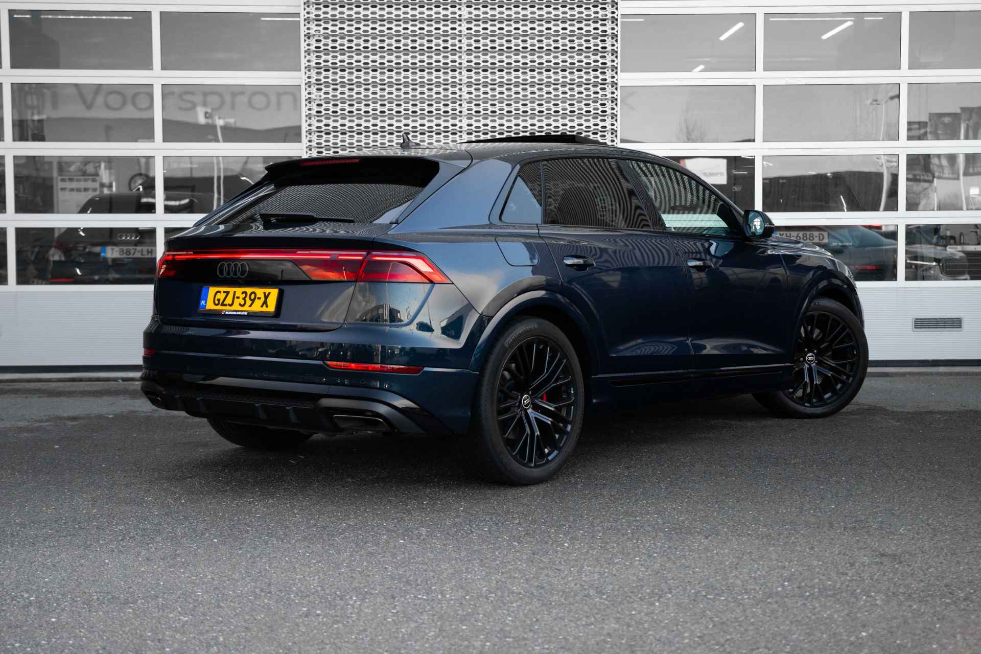 Audi Q8 55 TFSI e quattro Pro Line S | Panoramadak | Vierwielbesturing | Tour & City | B&O | Leder | Servosluiting - 3/68