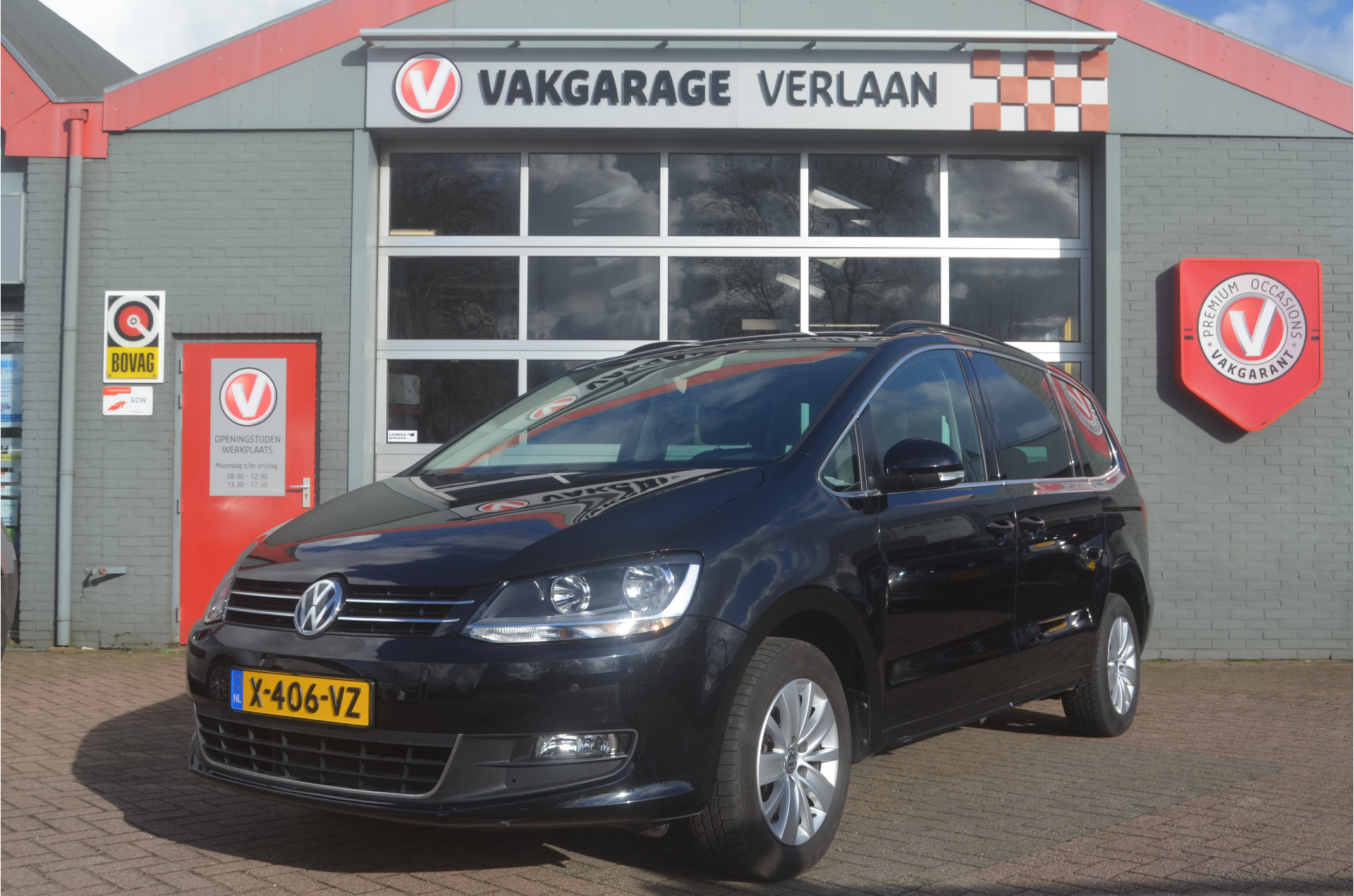 Volkswagen Sharan AUTOMAAT 7 pers. 12 mnd. garantie. bij viaBOVAG.nl