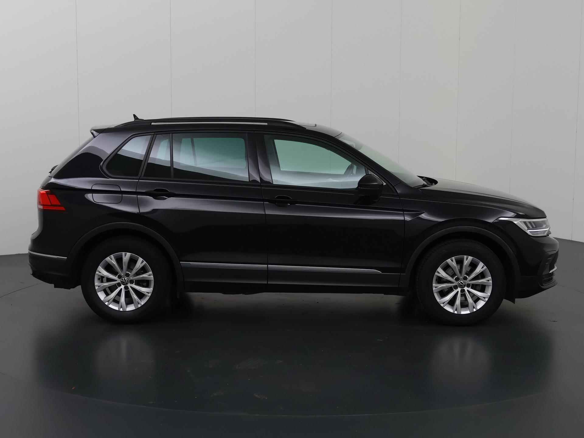 Volkswagen Tiguan 1.5 TSI Life | Trekhaak | Panoramadak | Navigatie | Stoelverwarming | Climate Control | Carplay | - 7/42