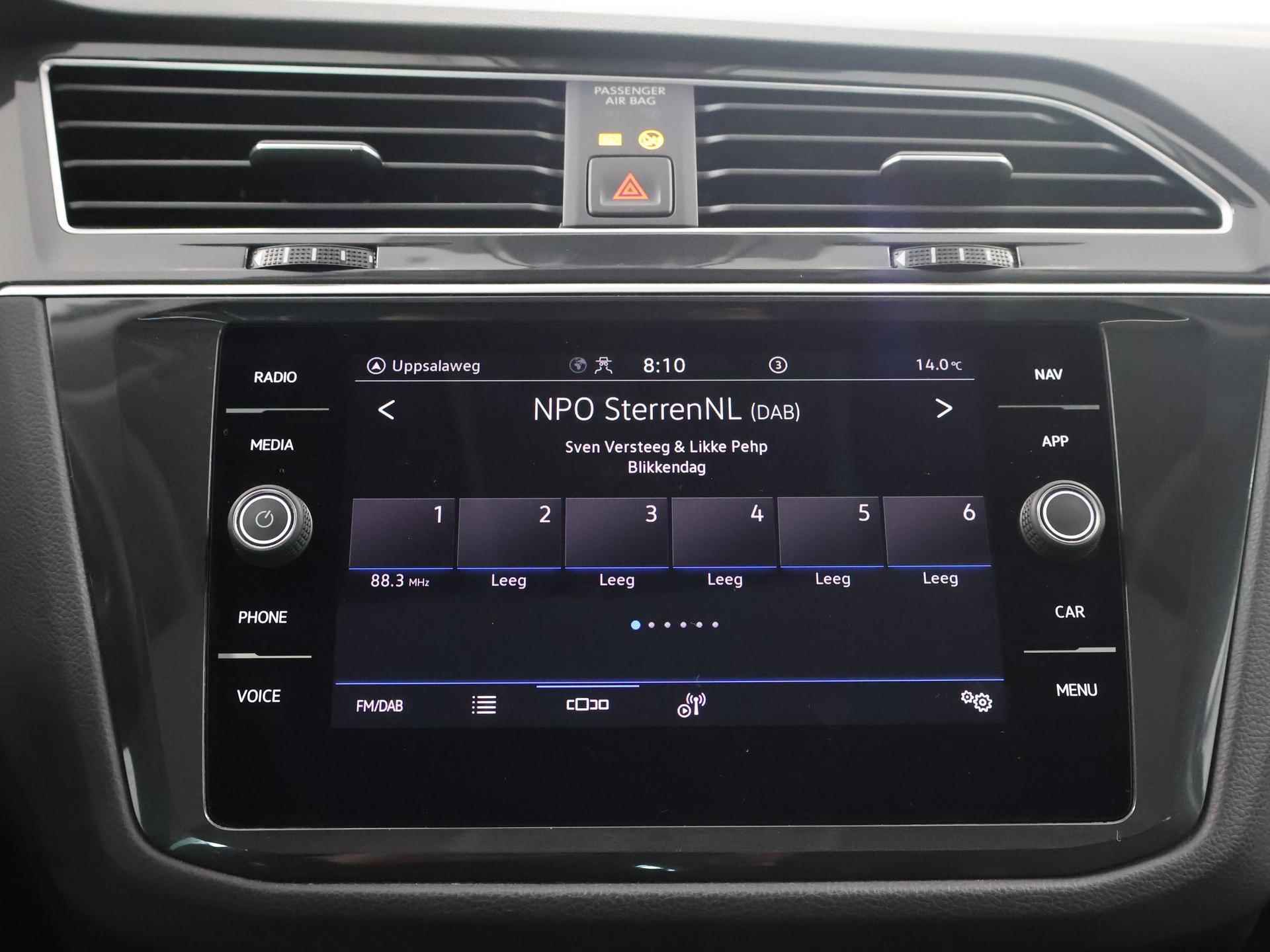 Volkswagen Tiguan 1.5 TSI Life | Trekhaak | Panoramadak | Navigatie | Stoelverwarming | Climate Control | Carplay | - 16/42