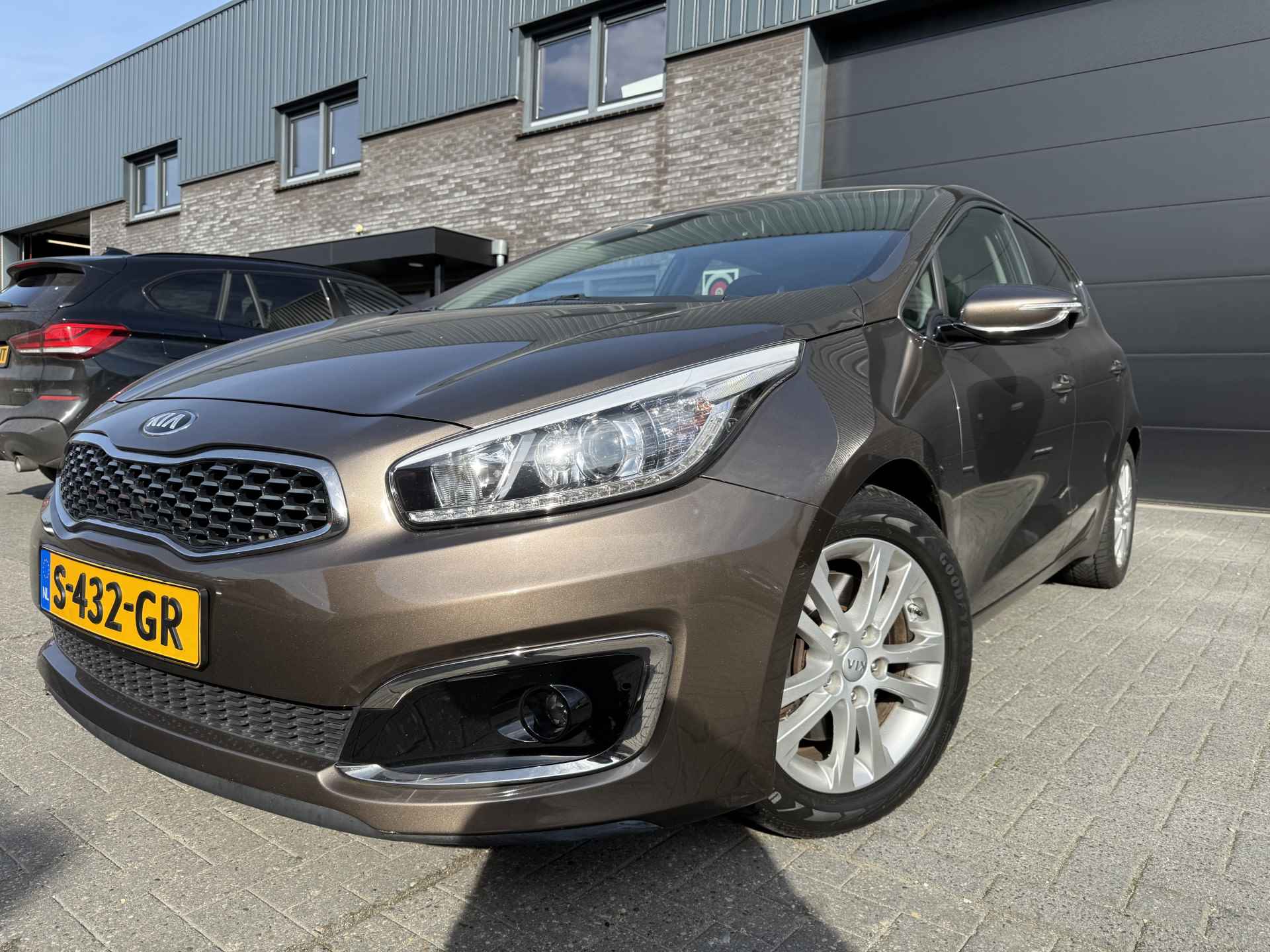 Kia cee'd 1.6 GDI DynamicLine | 12MND GARANTIE | CRUISE | LMV | CARPLAY | NAVI | - 3/41