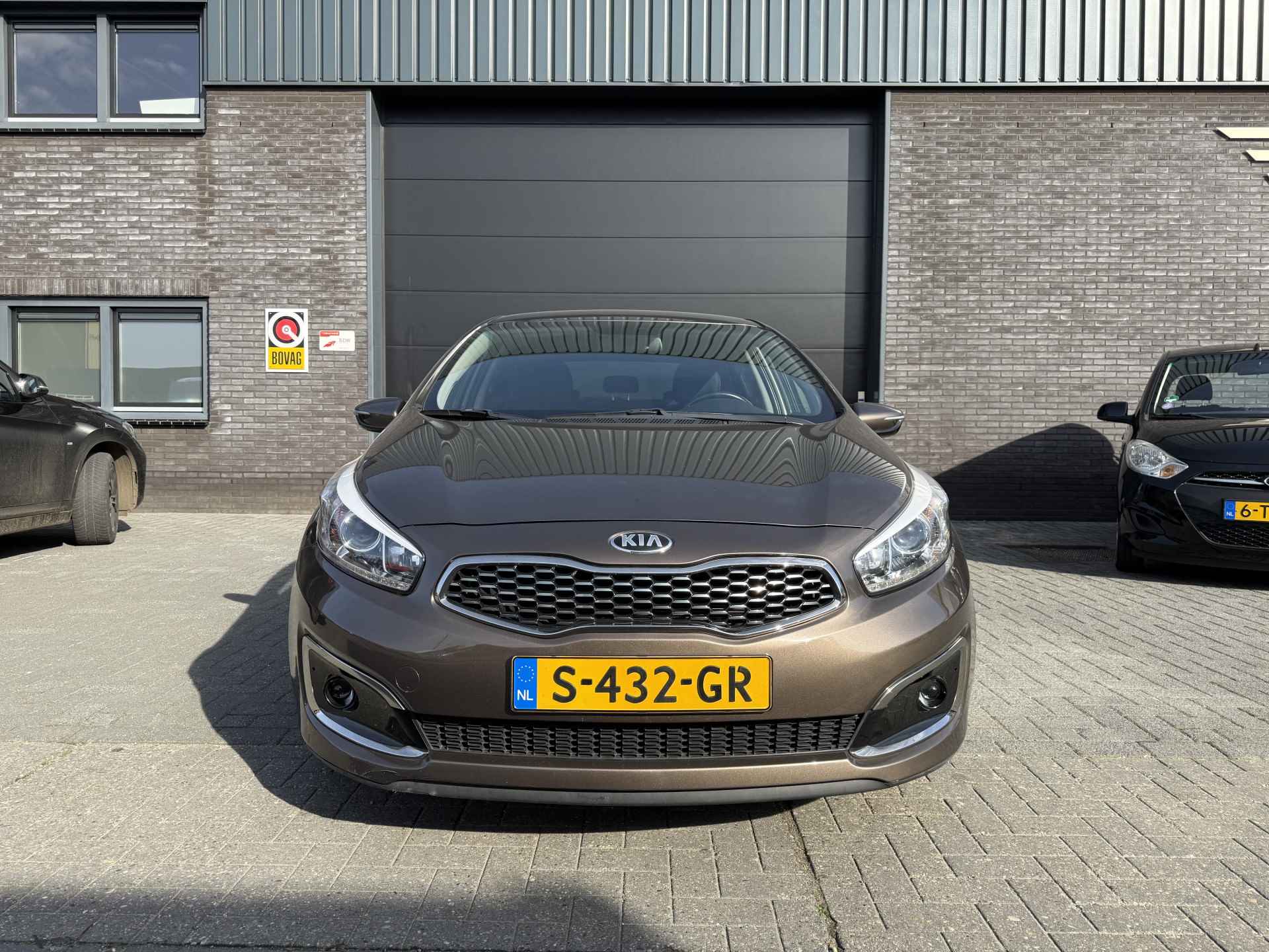 Kia cee'd 1.6 GDI DynamicLine | 12MND GARANTIE | CRUISE | LMV | CARPLAY | NAVI | - 4/41