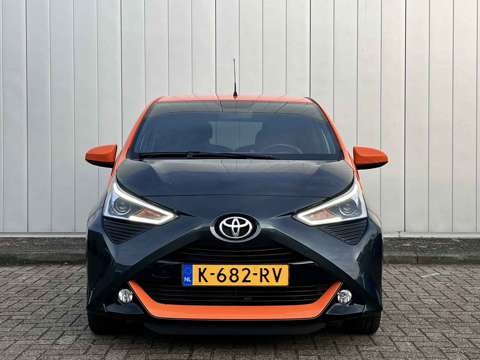 Toyota Aygo 1.0 VVT-i x-JBL Clima Camera Apple Carplay Android auto NL auto 1e Eigenaar - 2/23