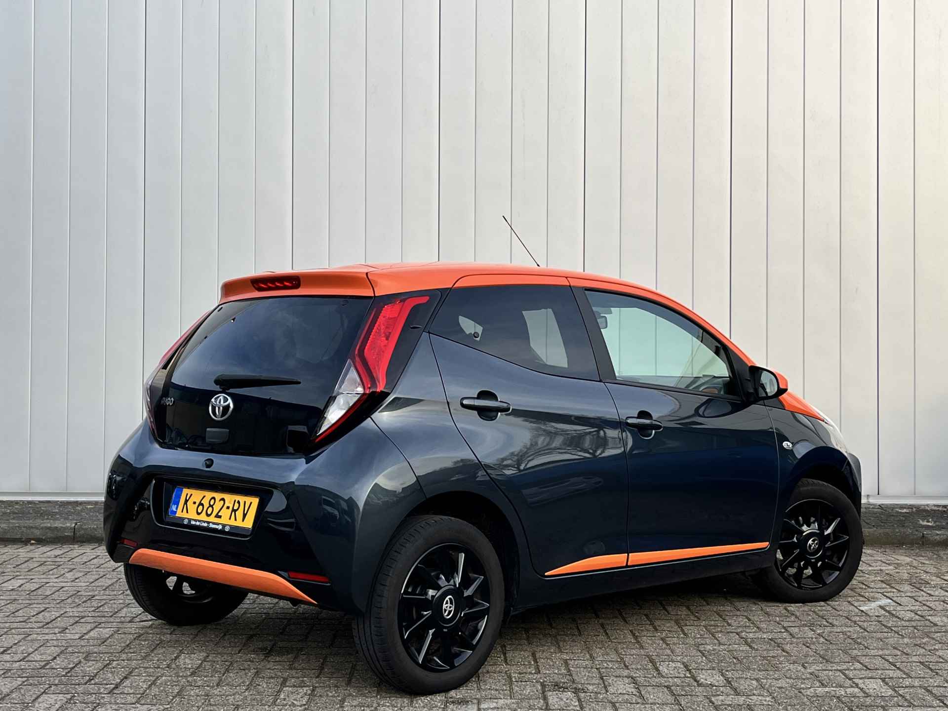 Toyota Aygo 1.0 VVT-i x-JBL Clima Camera Apple Carplay Android auto NL auto 1e Eigenaar - 5/23